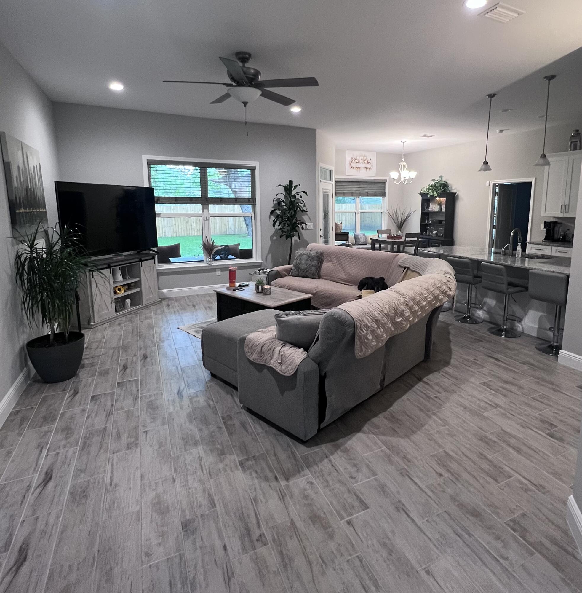 WILLIAMS S/D - Residential Lease