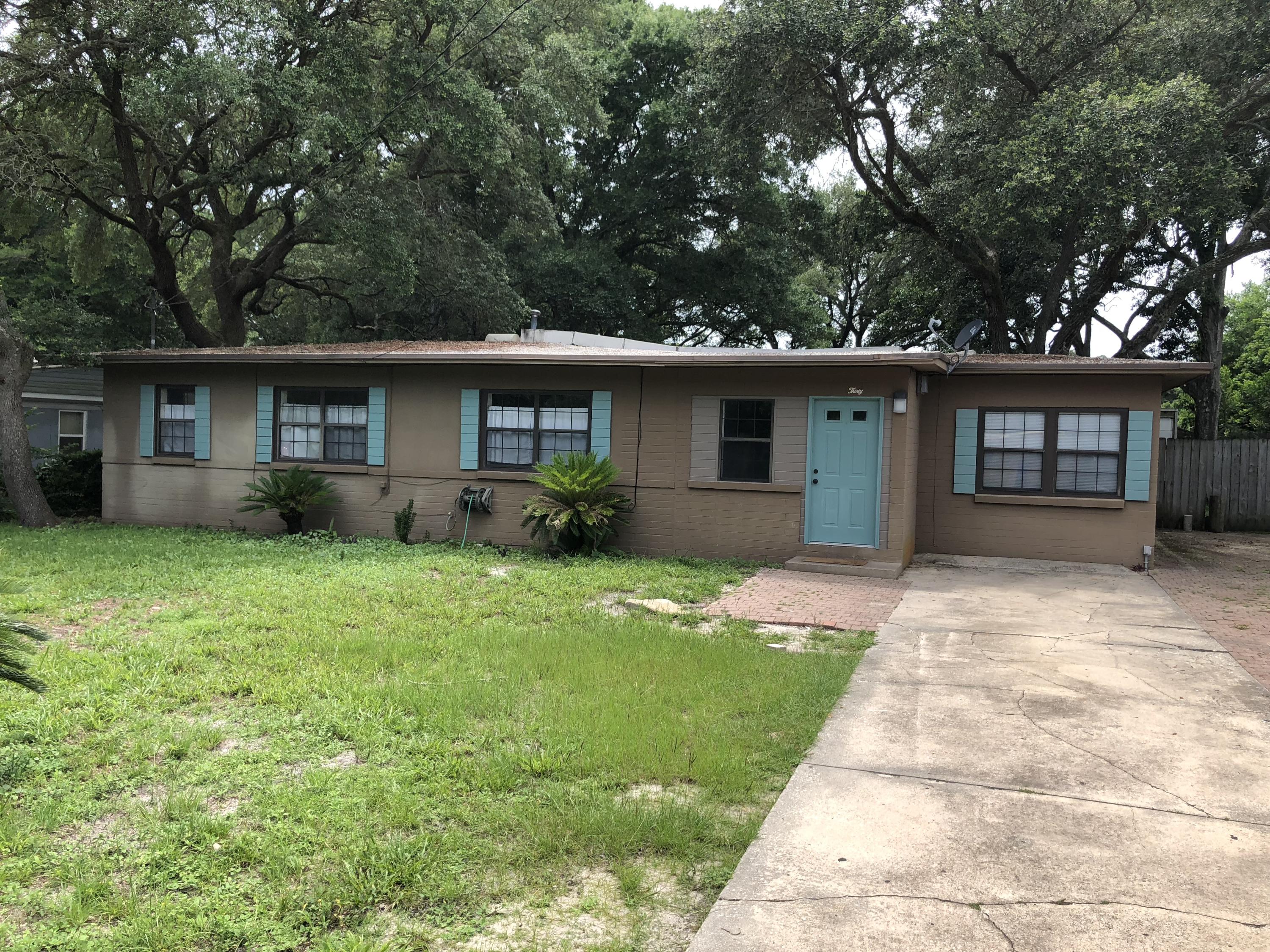 RE-S/D PART ELLIOTT PT LOT 5 BLK F - Residential