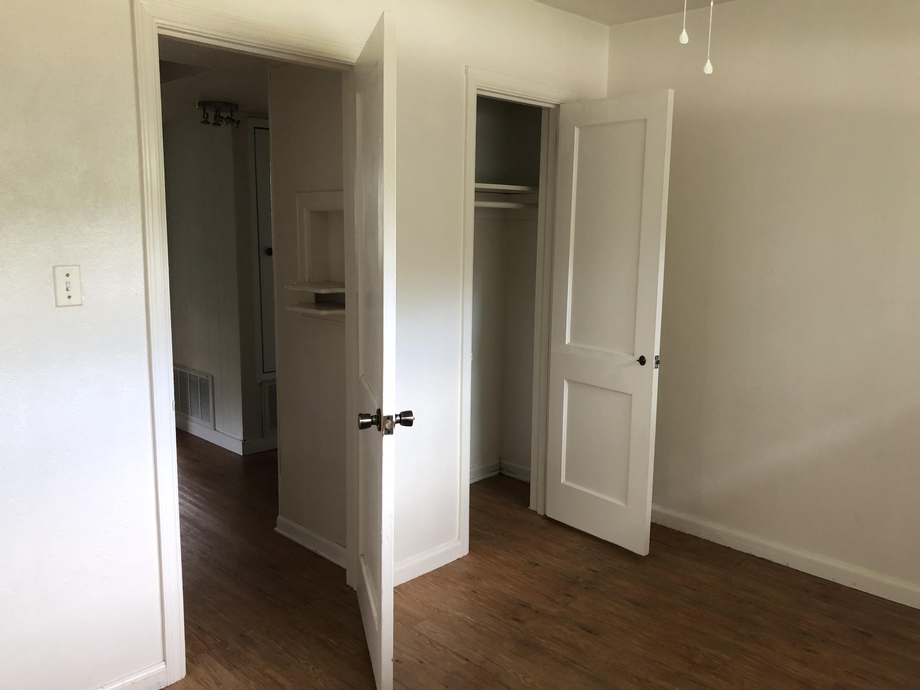RE-S/D PART ELLIOTT PT LOT 5 BLK F - Residential