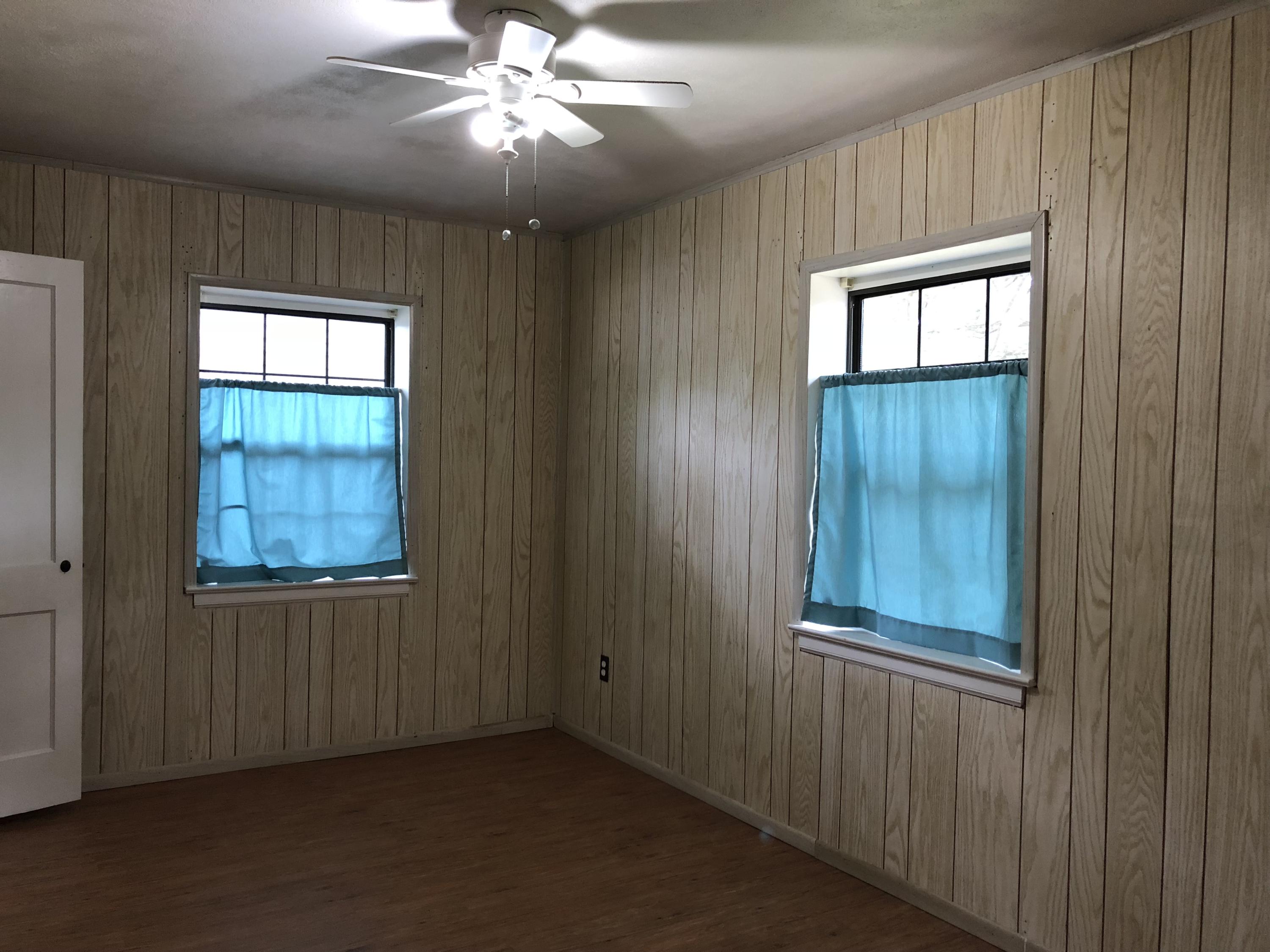 RE-S/D PART ELLIOTT PT LOT 5 BLK F - Residential