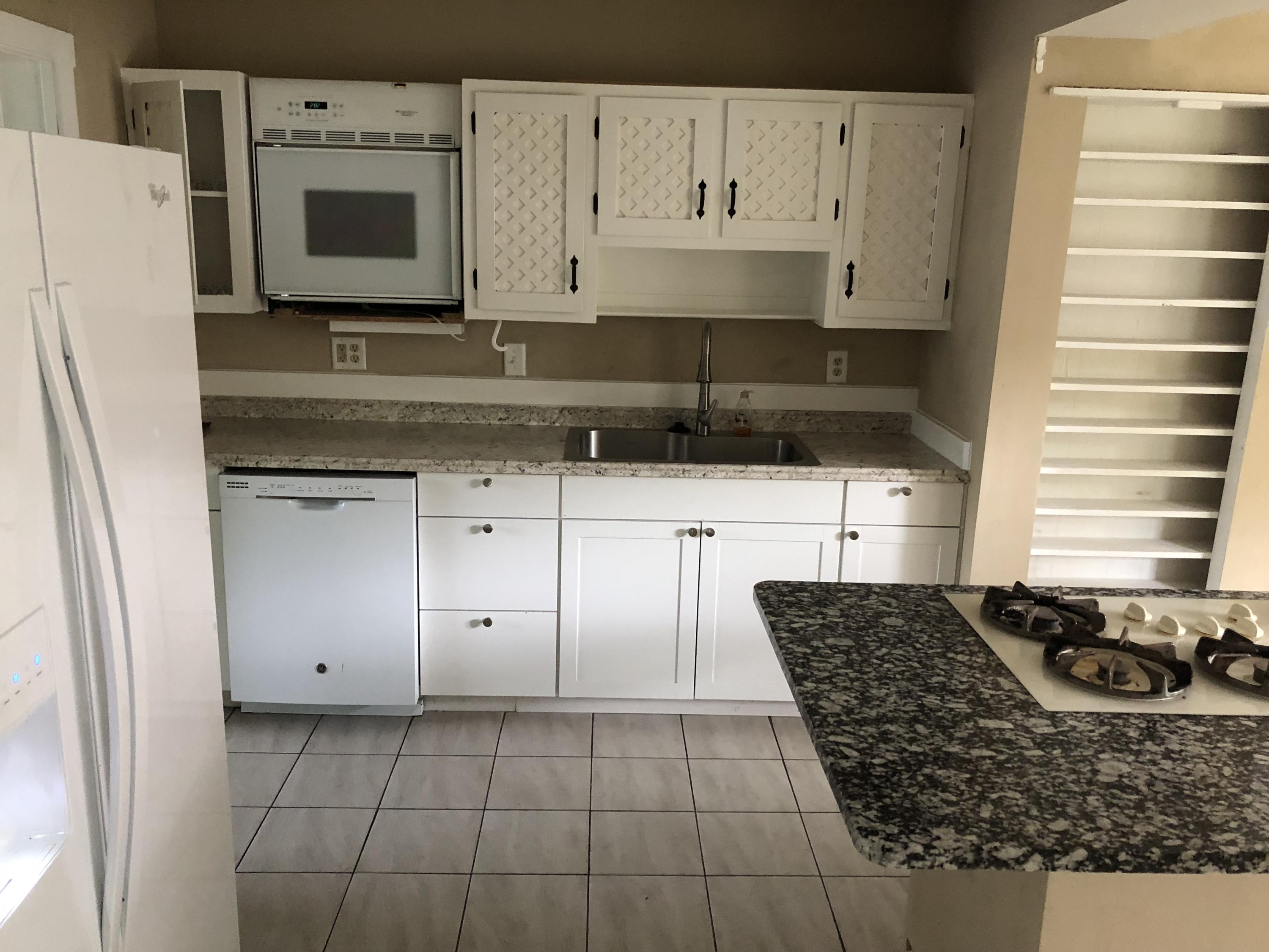RE-S/D PART ELLIOTT PT LOT 5 BLK F - Residential
