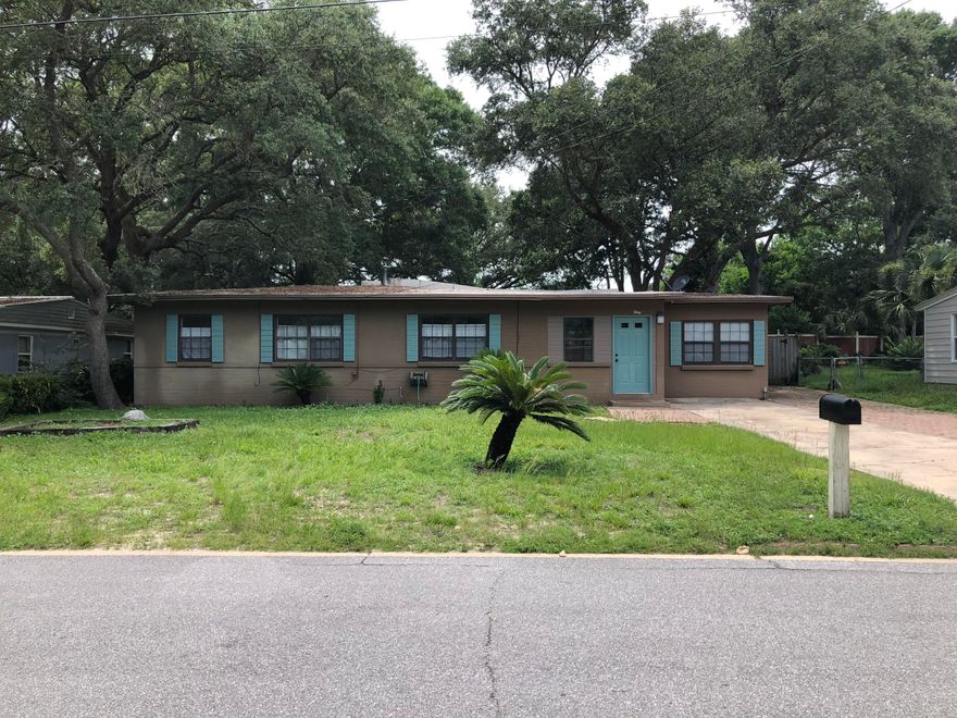 This home is located in Elliott's Point, just a few blocks from the bay, Ferry Park, and Downtown Fort Walton Beach. This is a golf cart friendly community. This home offers a quaint backyard oasis, with a gazebo to shade you from the Florida heat! Motivated seller, priced to sell!Listing agent is related to the seller.