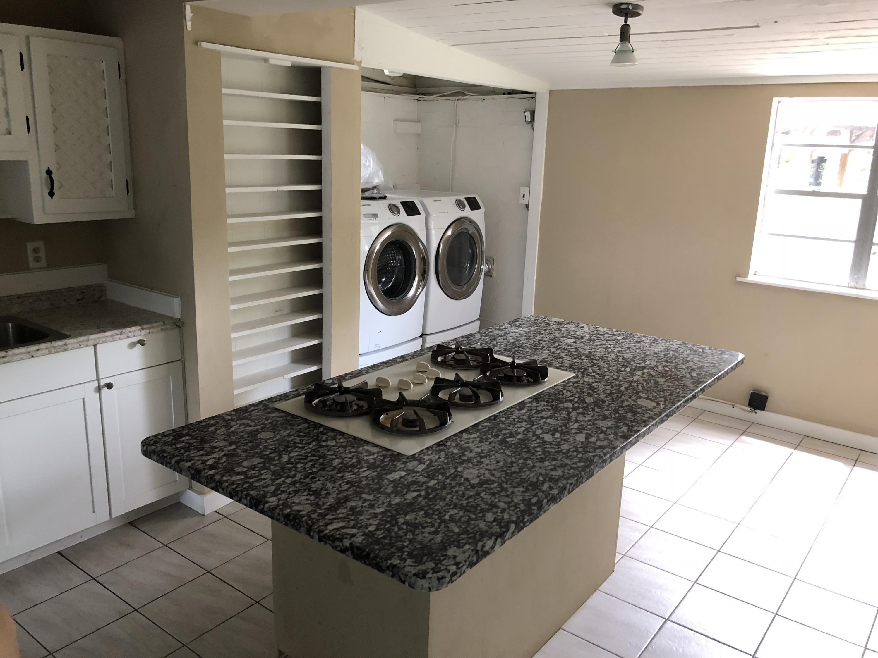 RE-S/D PART ELLIOTT PT LOT 5 BLK F - Residential
