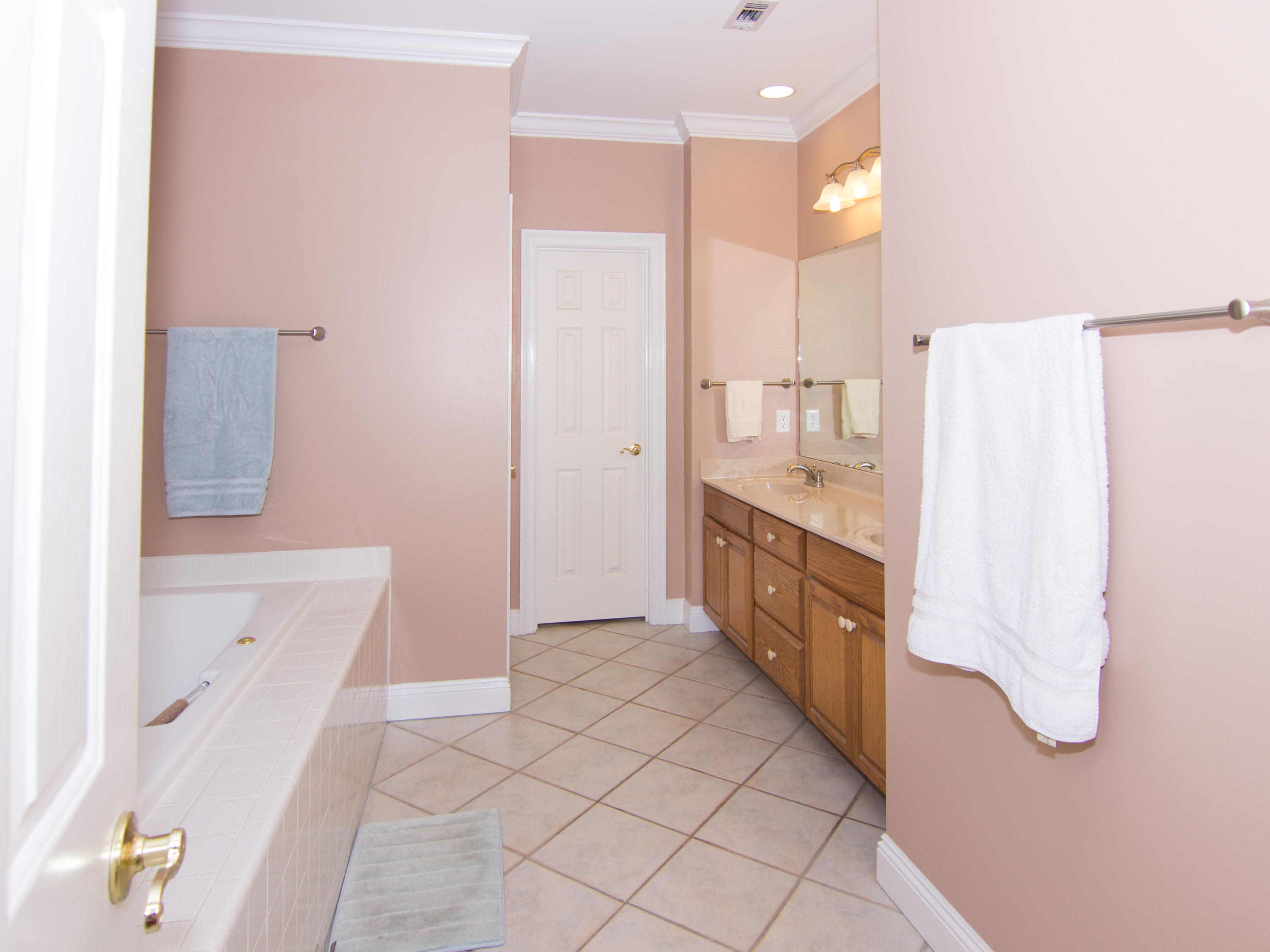 OAKMONT PLACE - Residential