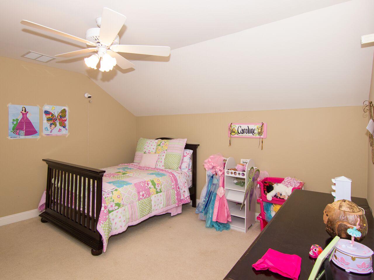 OAKMONT PLACE - Residential