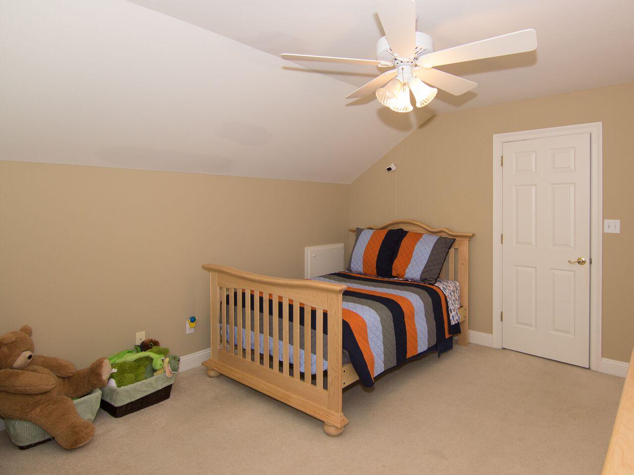OAKMONT PLACE - Residential
