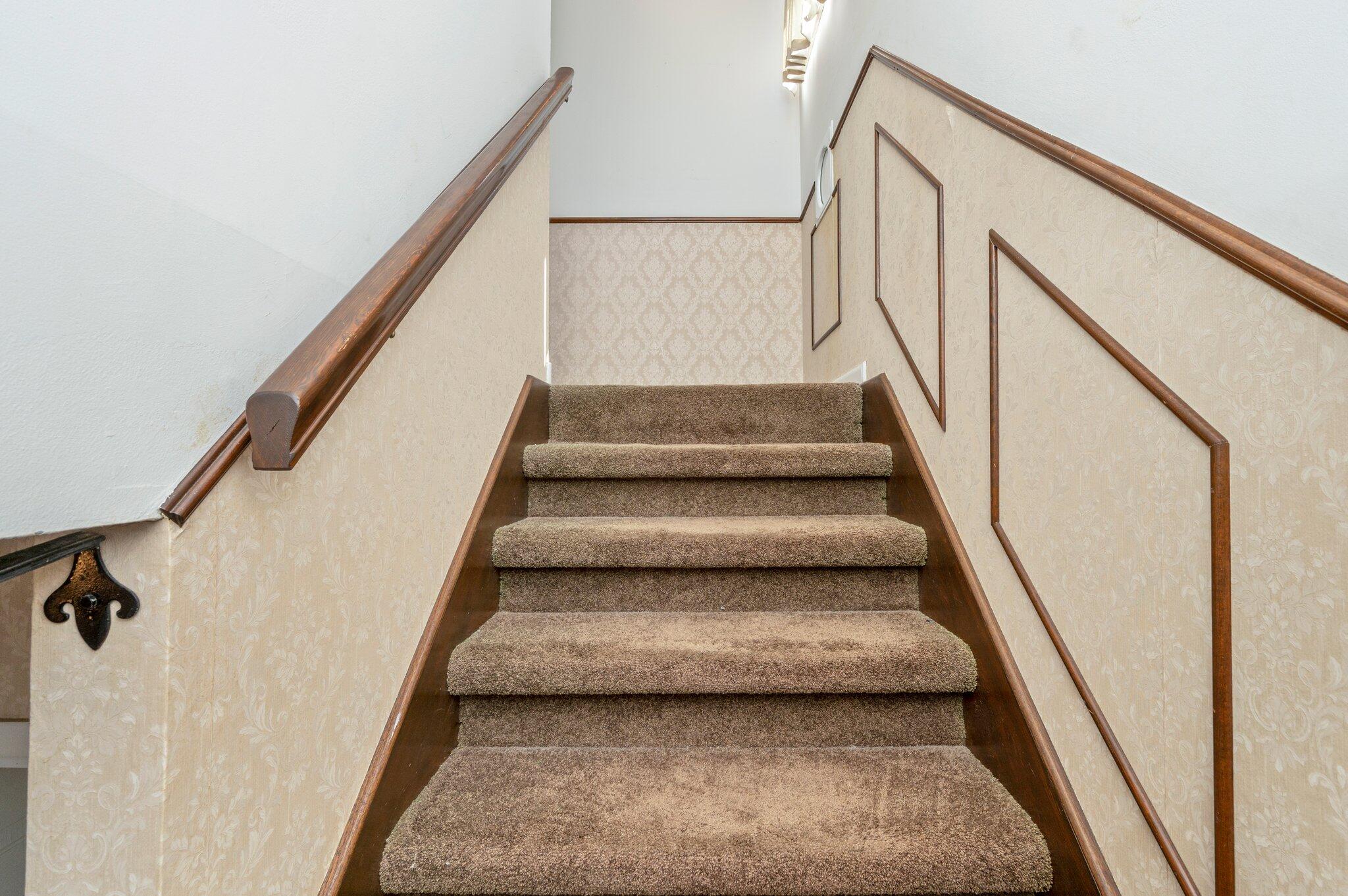 LAKE LORRAINE ESTATES 1 - Residential