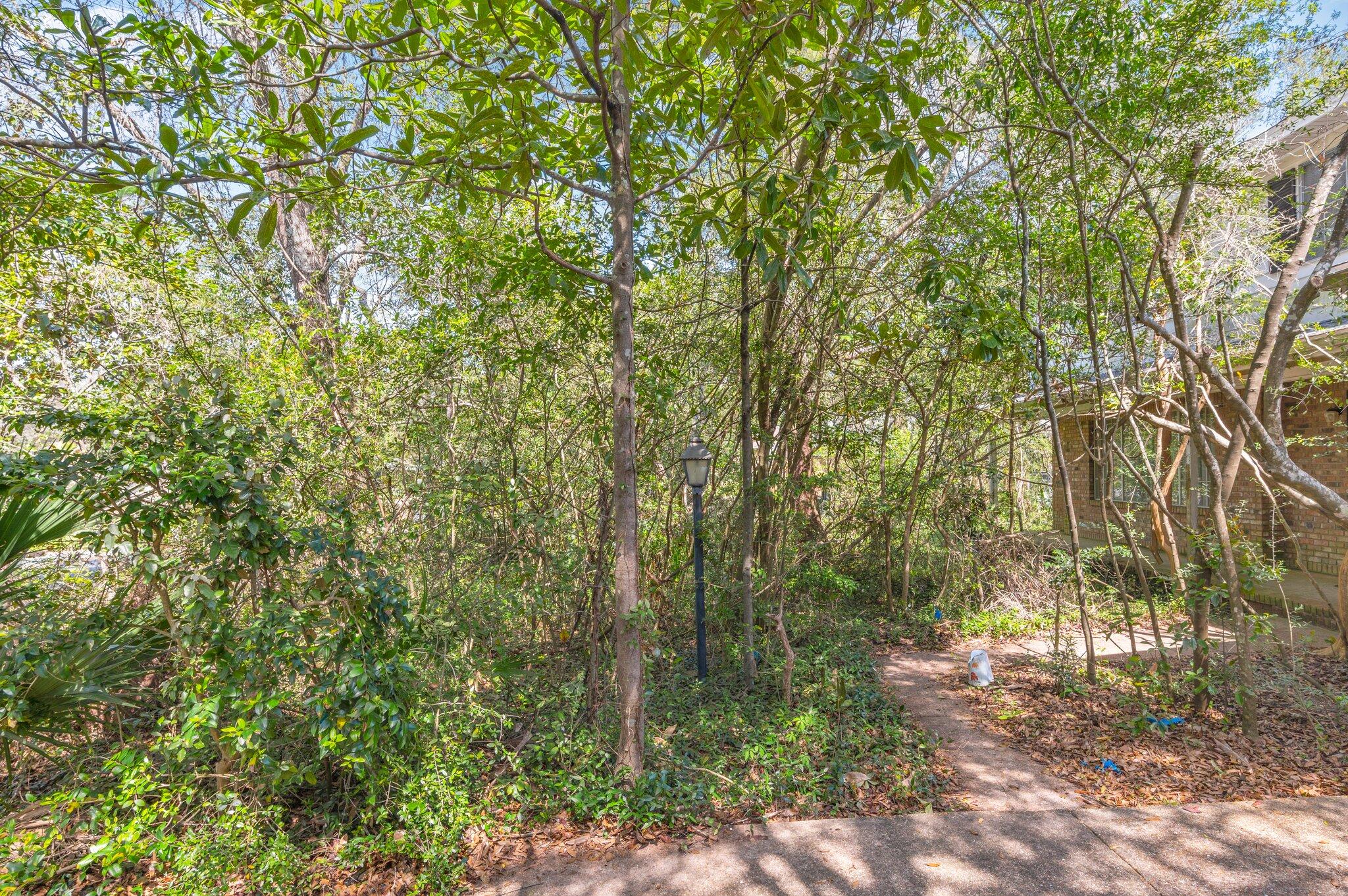 LAKE LORRAINE ESTATES 1 - Residential