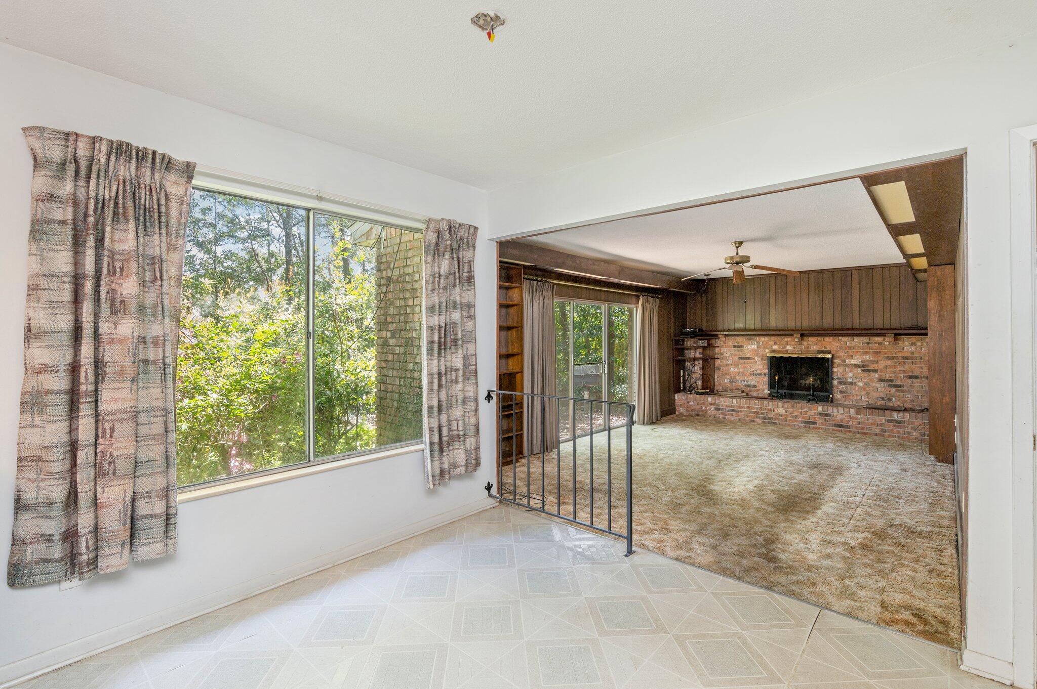 LAKE LORRAINE ESTATES 1 - Residential