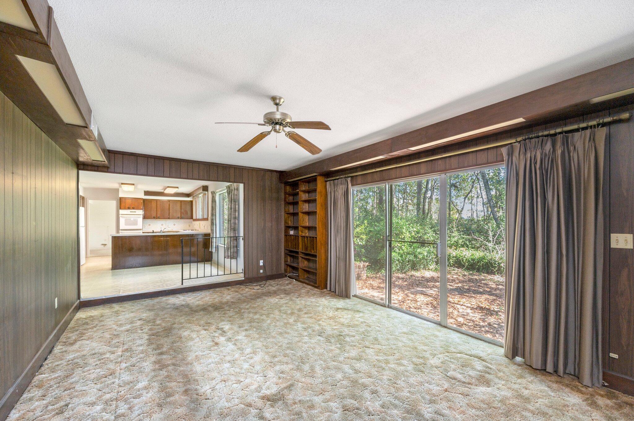 LAKE LORRAINE ESTATES 1 - Residential