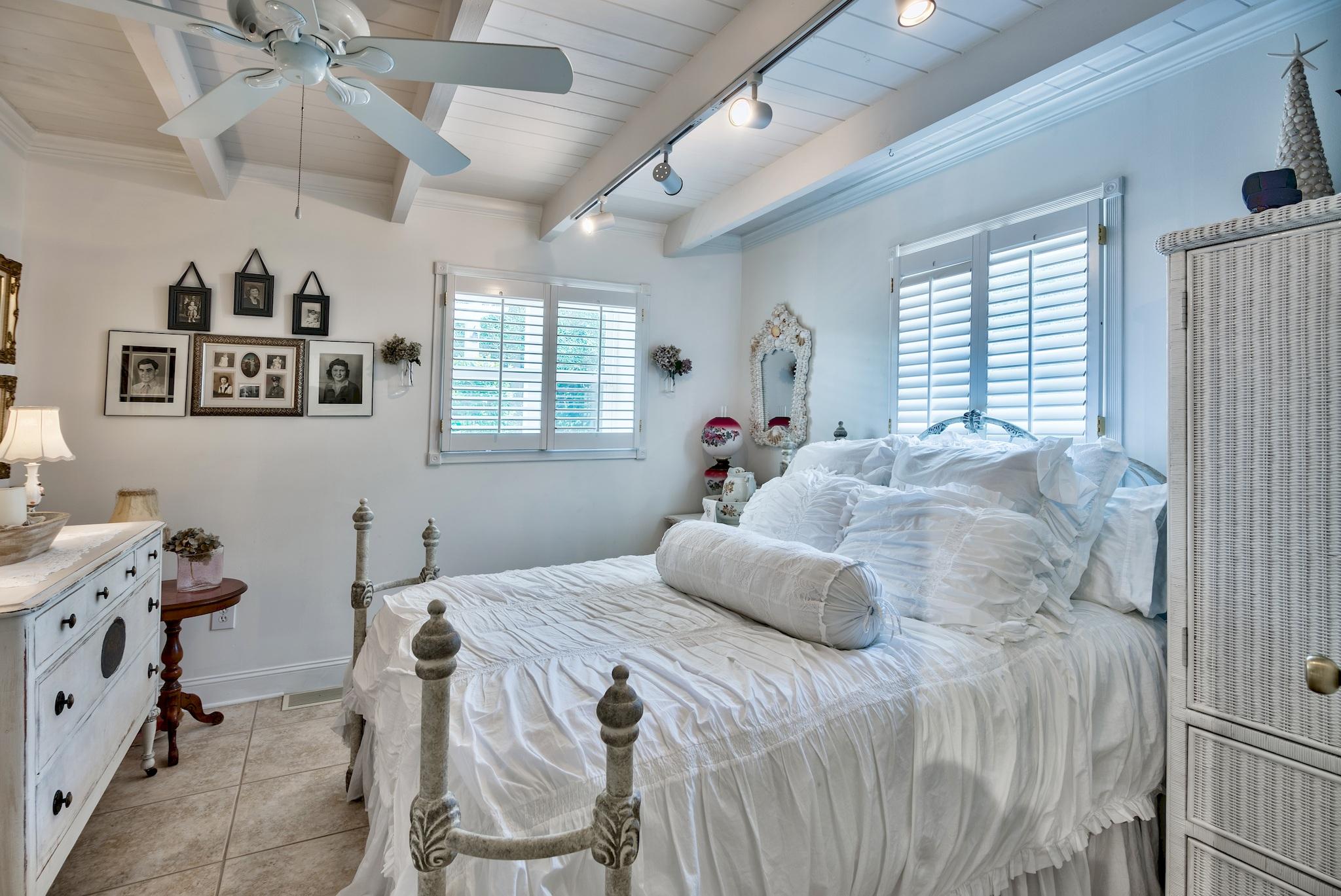 BEACH HIGHLAND - Residential