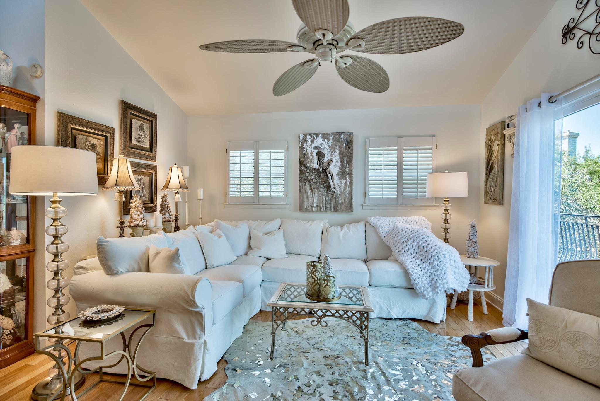 BEACH HIGHLAND - Residential