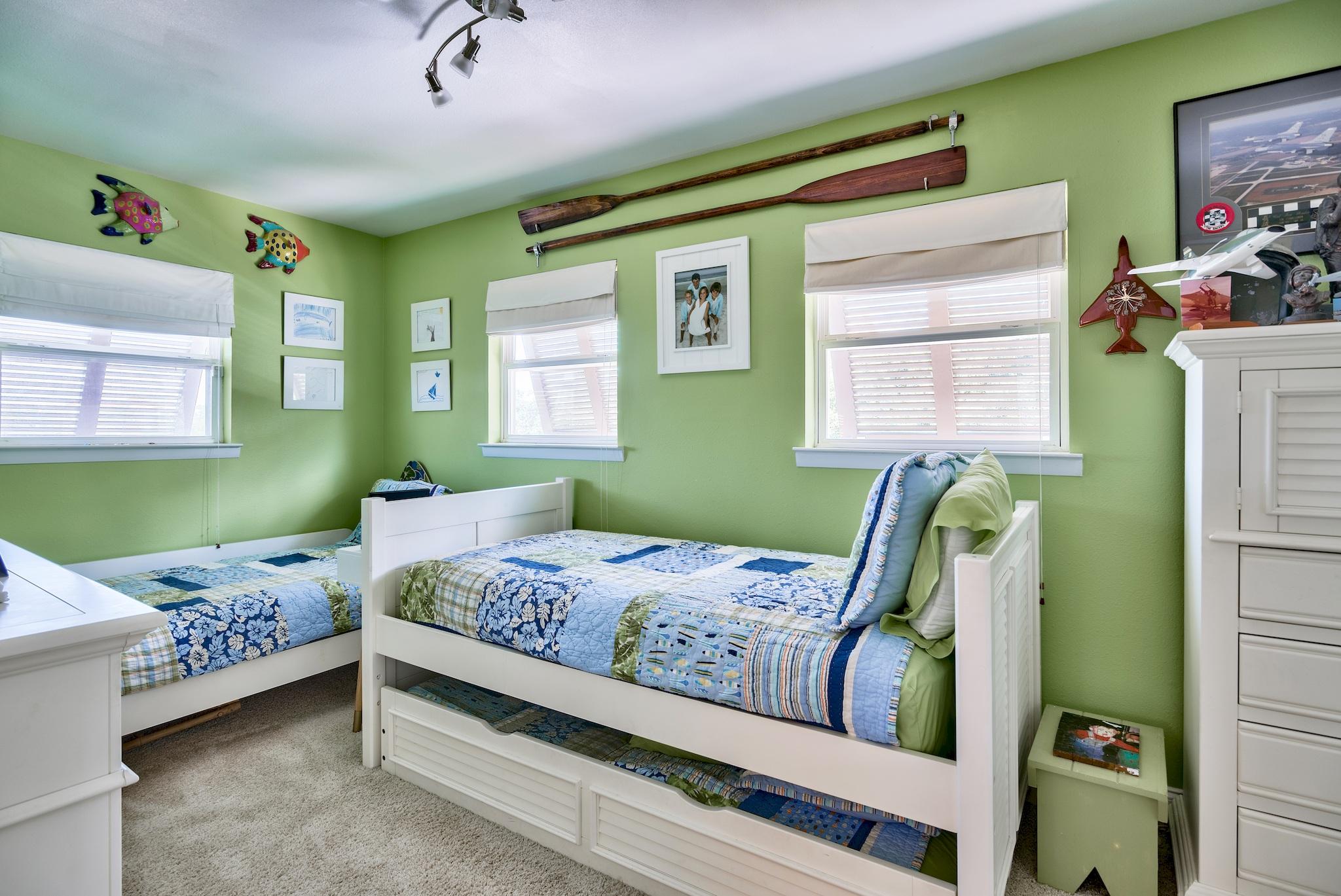 BEACH HIGHLAND - Residential