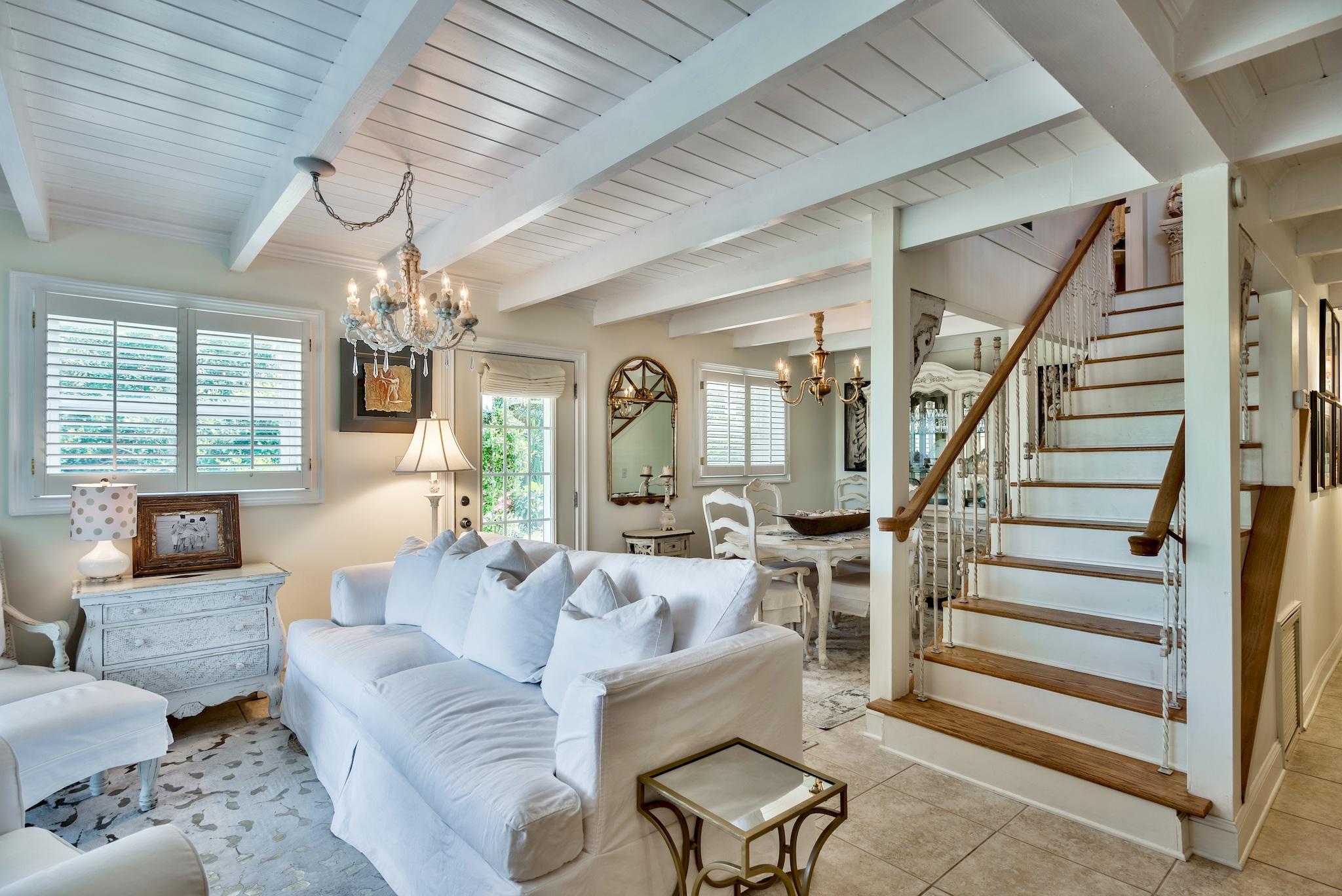 BEACH HIGHLAND - Residential