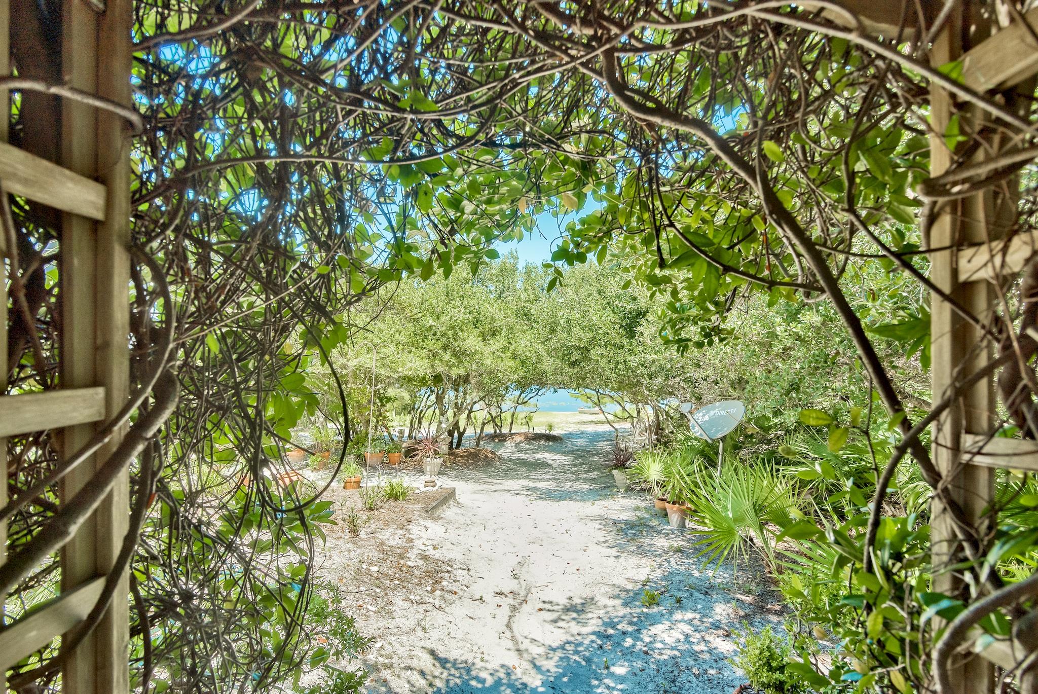 BEACH HIGHLAND - Residential