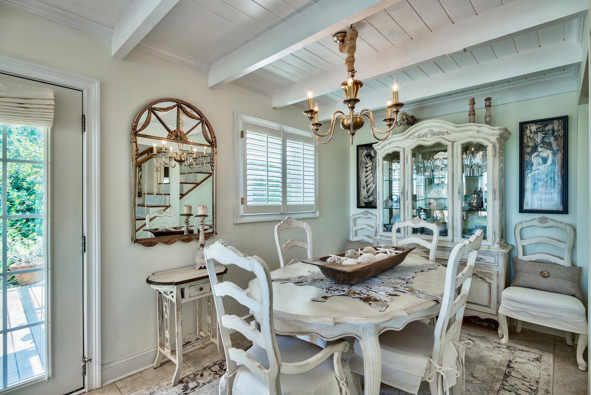 BEACH HIGHLAND - Residential