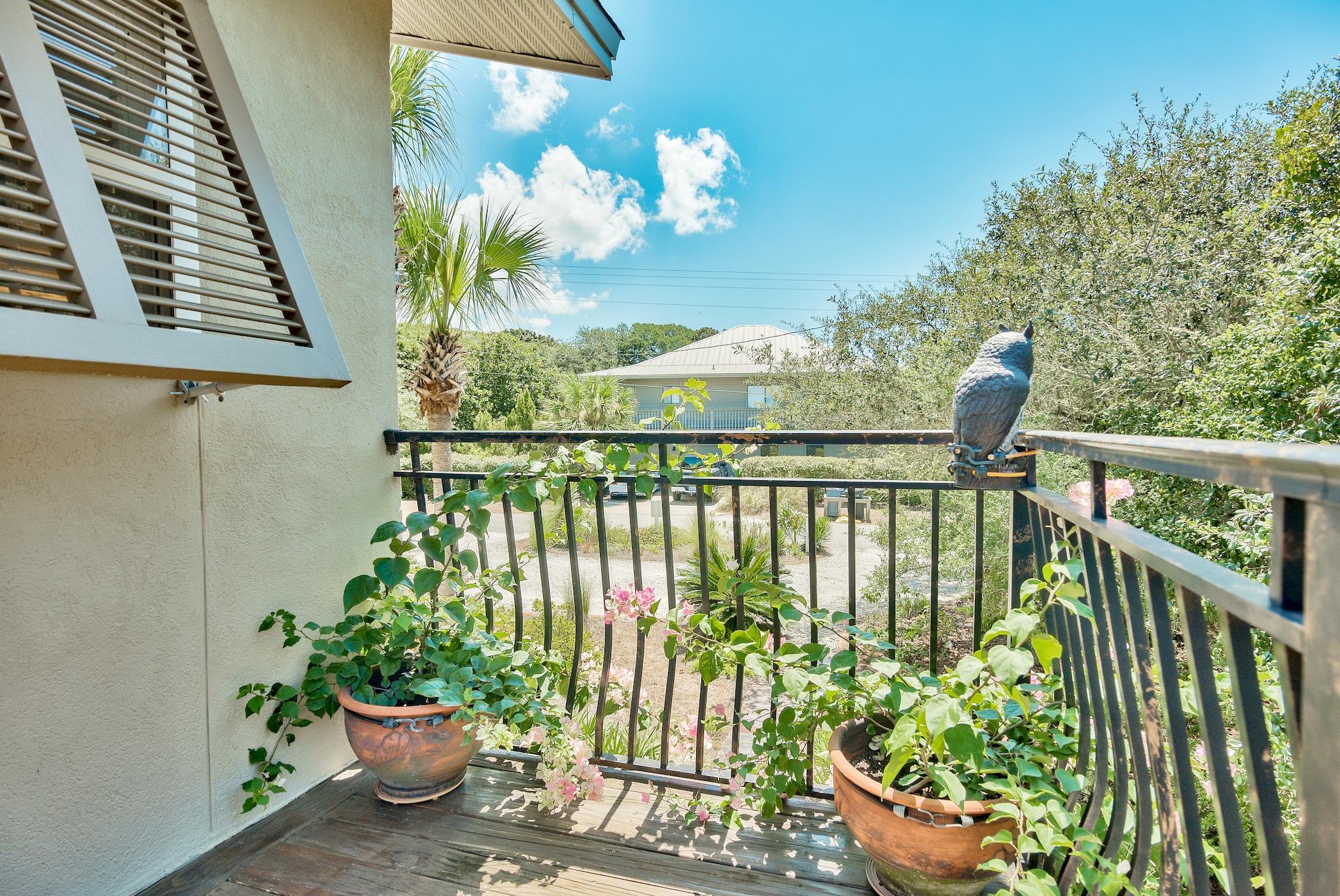 BEACH HIGHLAND - Residential