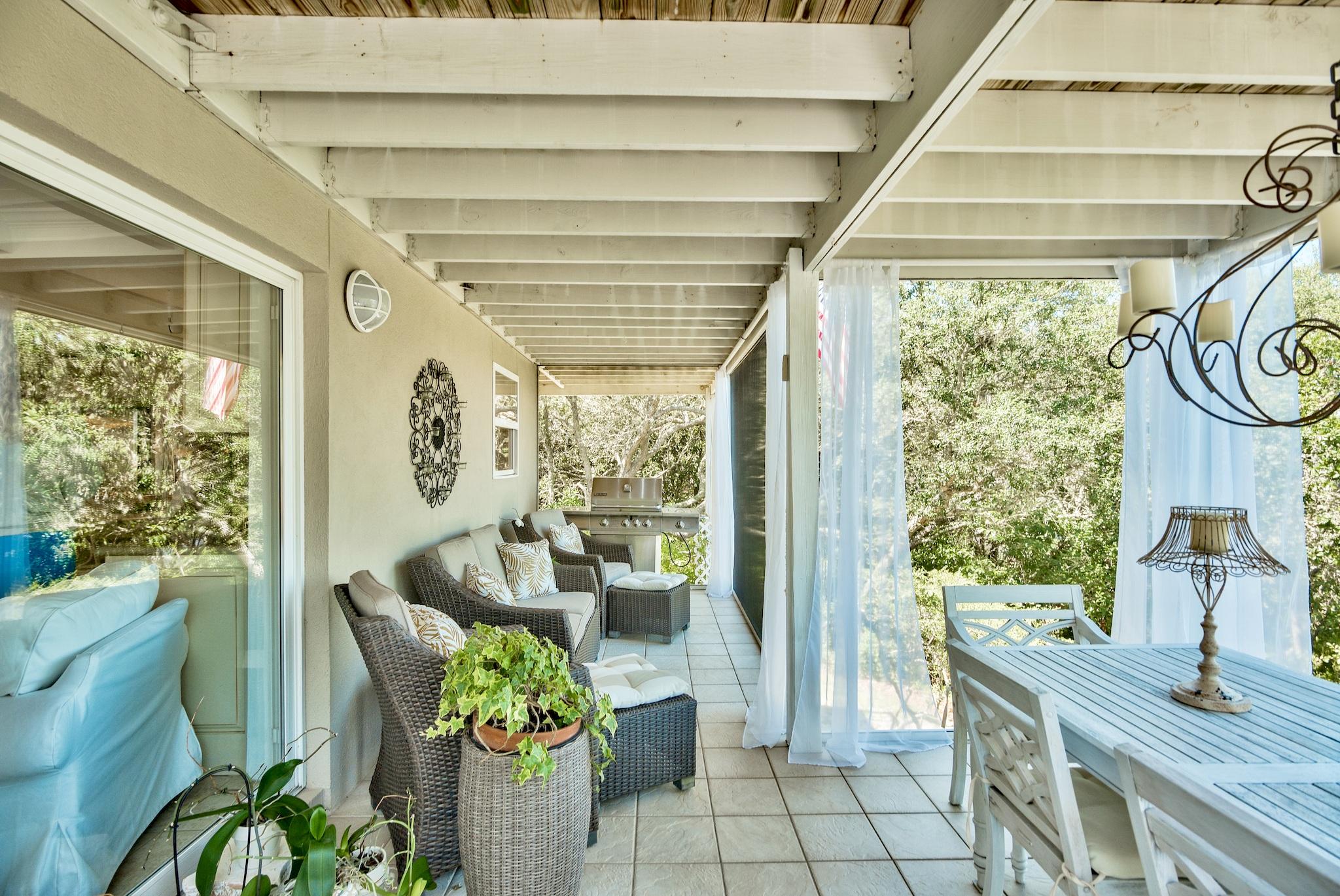 BEACH HIGHLAND - Residential