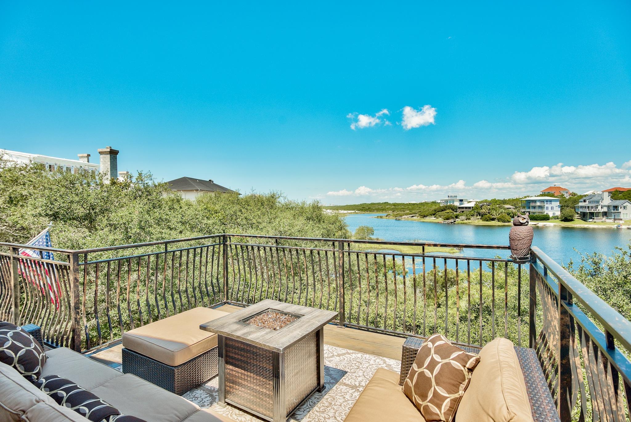 BEACH HIGHLAND - Residential