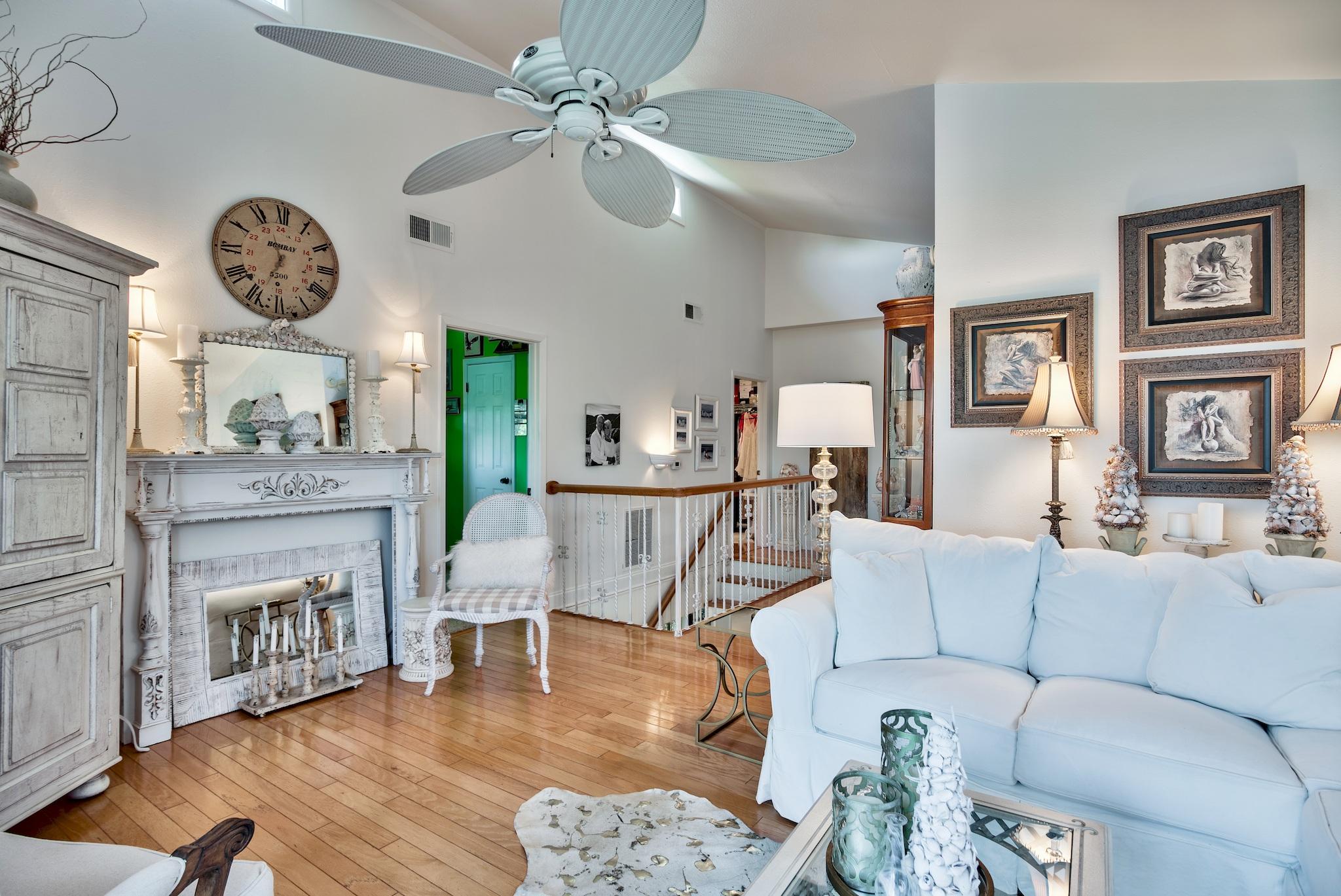 BEACH HIGHLAND - Residential