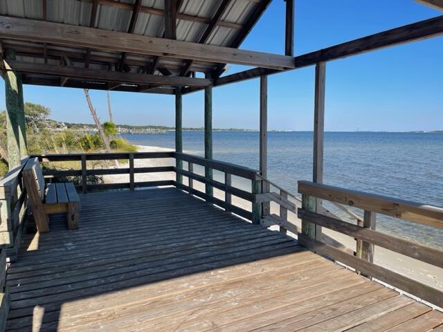 BISCAYNE POINTE - Residential