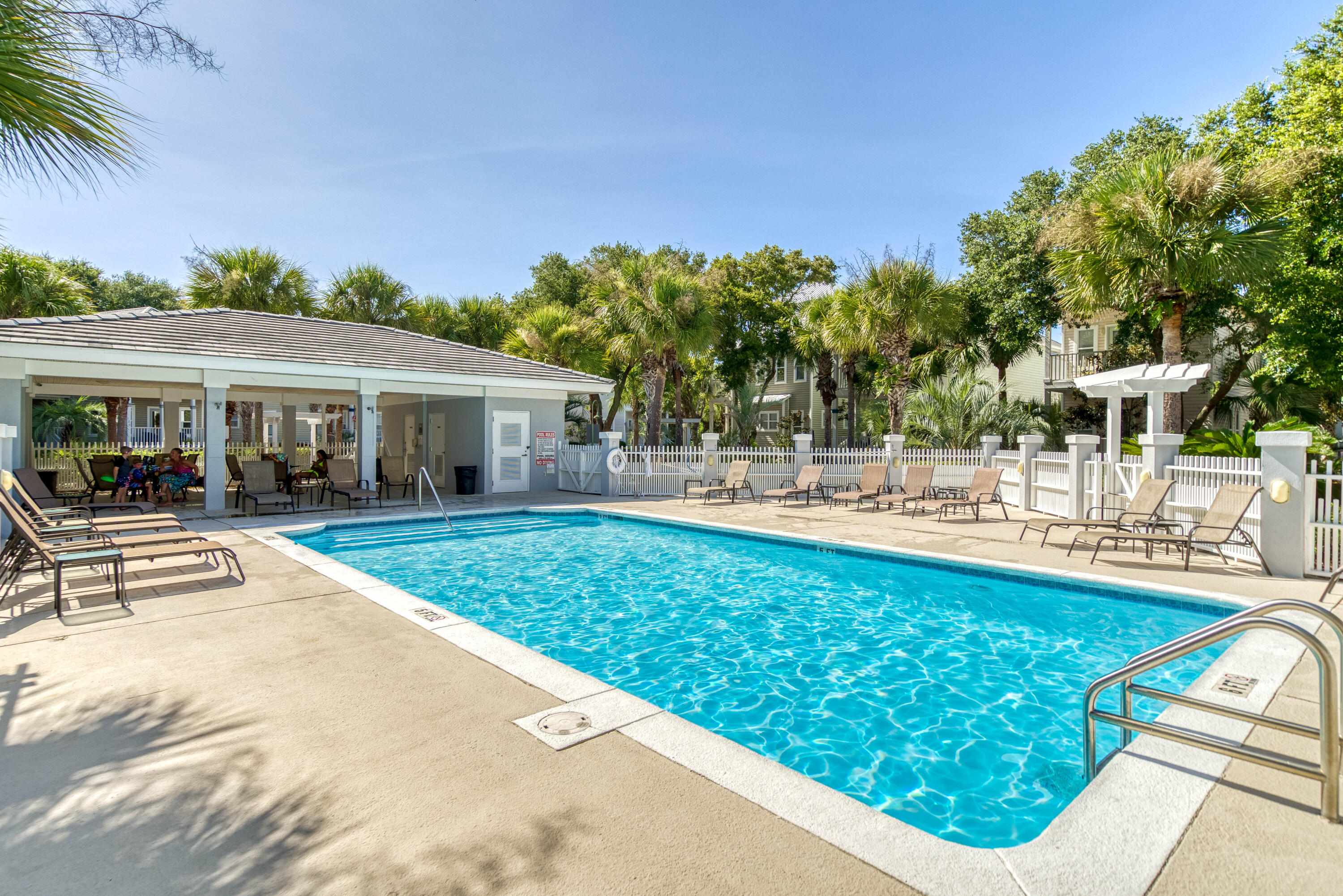 OLD FLORIDA COTTAGES - Residential