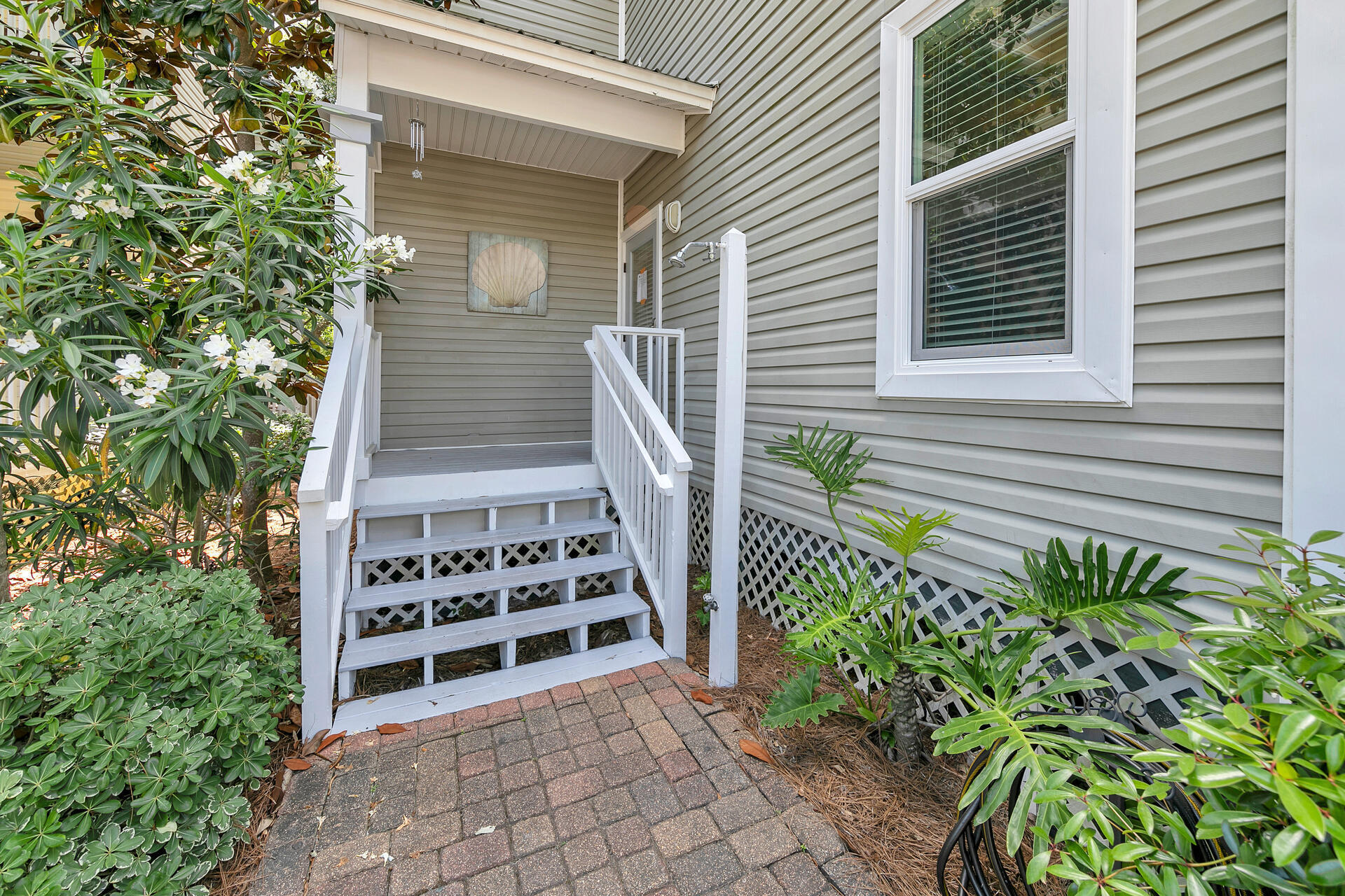 OLD FLORIDA COTTAGES - Residential