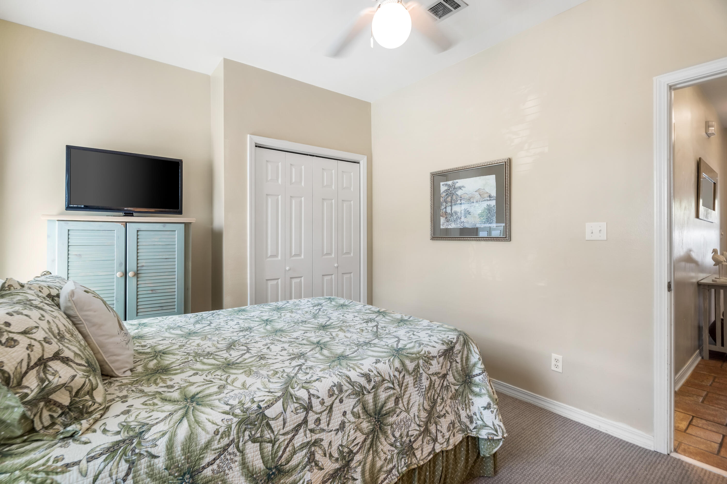 OLD FLORIDA COTTAGES - Residential