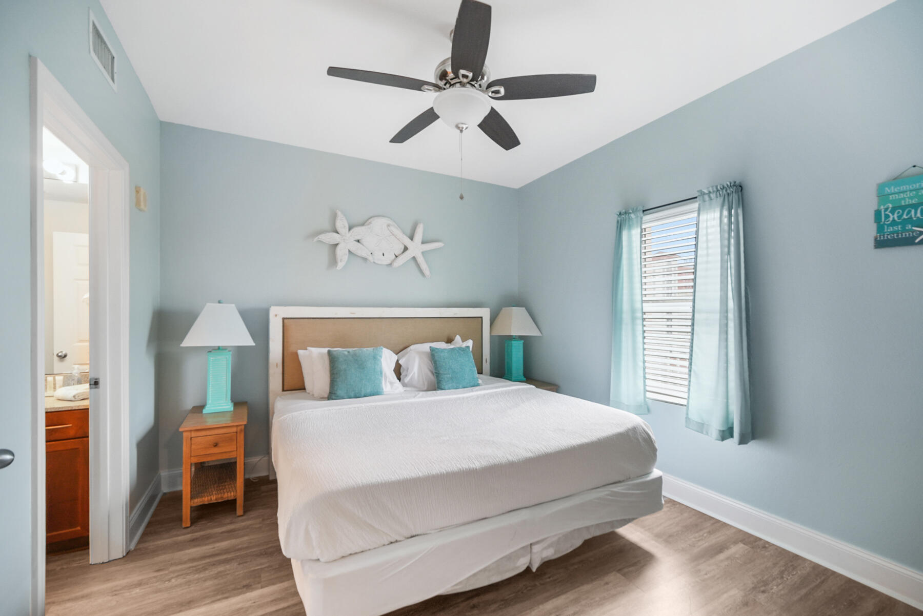 Beautifully updated spacious 1 bed, 2 bath boasting stunning GULF VIEWS!!! All NEW furniture, mattresses, lighting, ceiling fans, paint, flooring, and appliances in 2021. Main bedroom boasts ample space as well as the living space! Balcony is huge for enjoying Florida living and gulf views. This is a rental machine. Amenities include 5 pools, 2 hot tubs, putting green, large fitness room overlooking the Gulf, light show nightly at 8pm. It's a short distance to Walmart, shopping, Pineapple Willy's, and 3 public beach accesses directly across the street. All measurements to be verified by buyer if deemed important