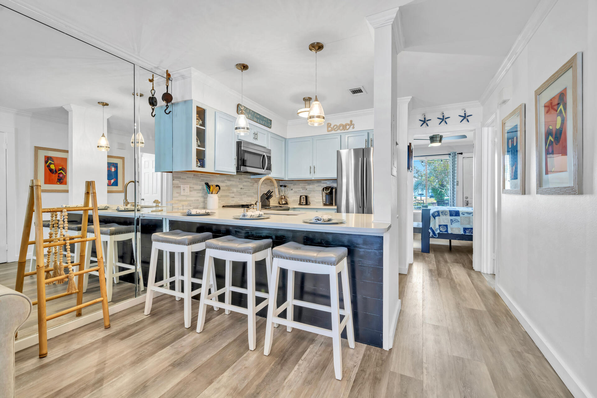 SANDPRINTS CONDO - Residential