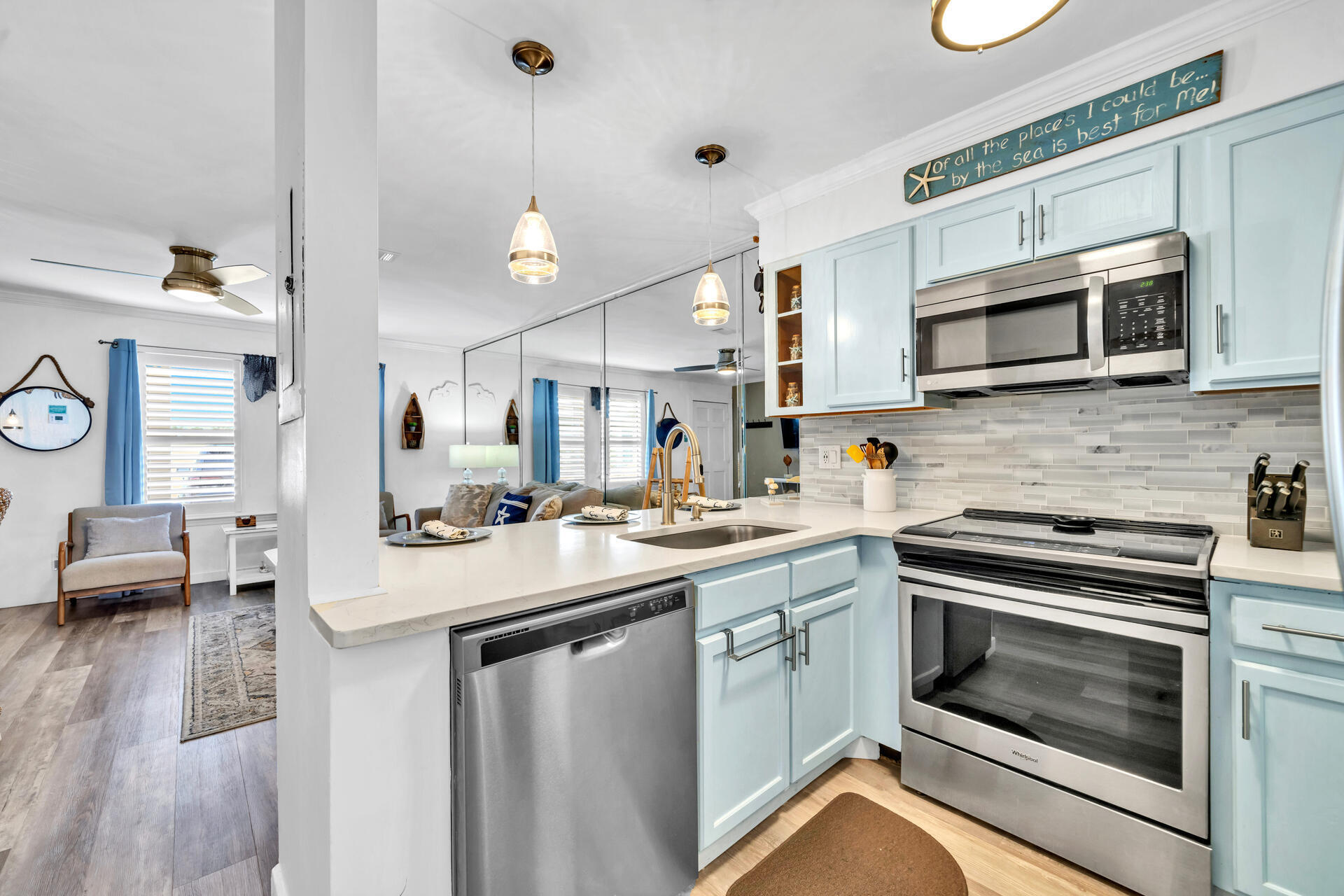 SANDPRINTS CONDO - Residential