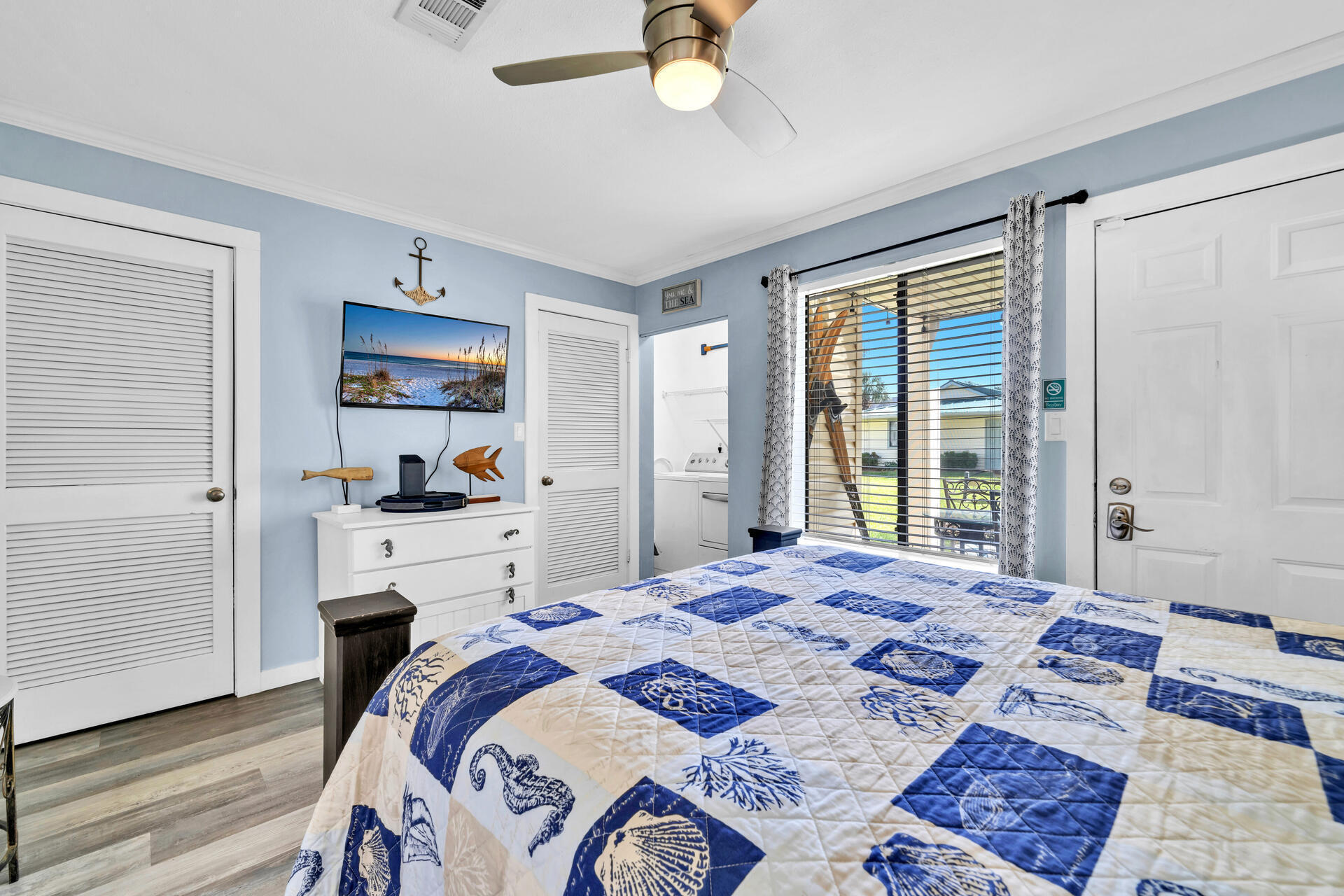 SANDPRINTS CONDO - Residential