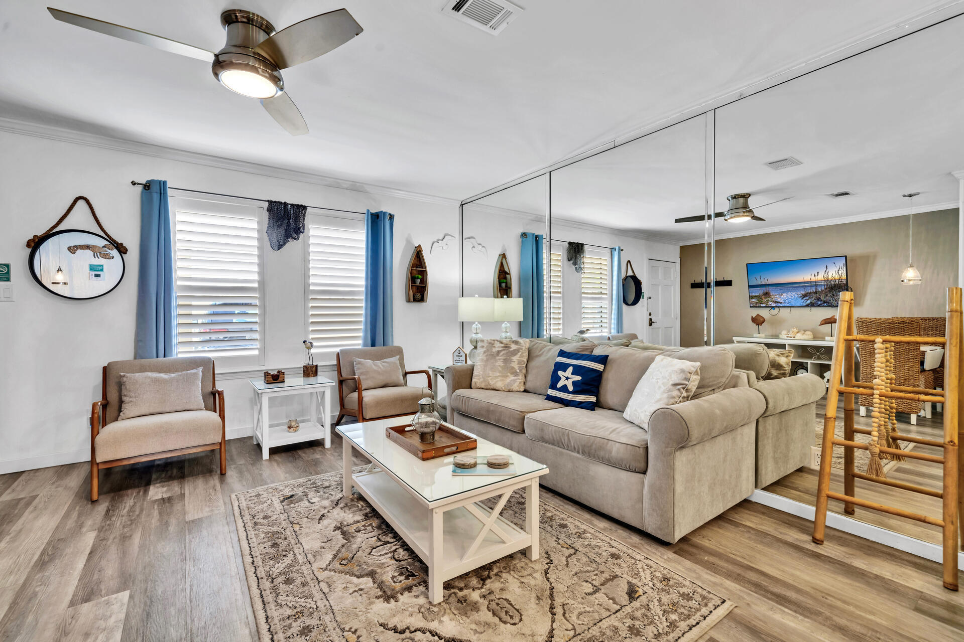 SANDPRINTS CONDO - Residential