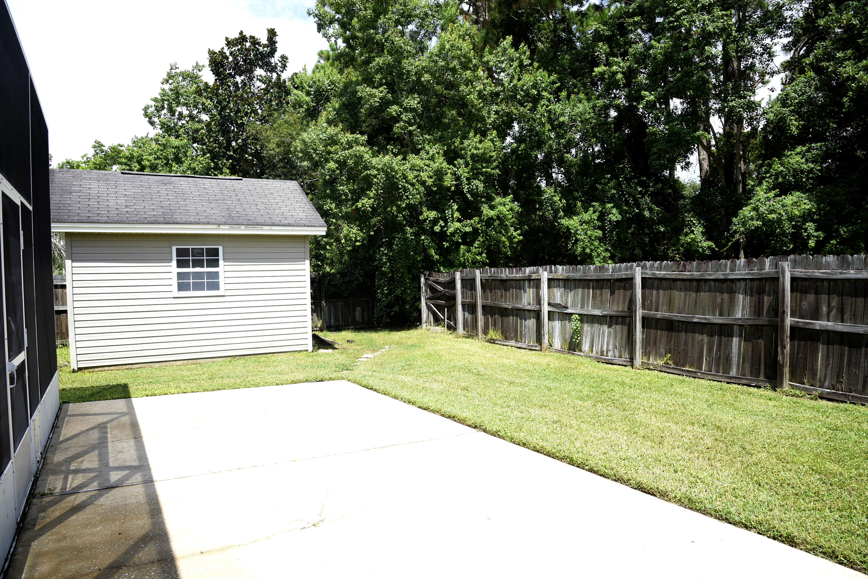 DANA POINTE - Residential