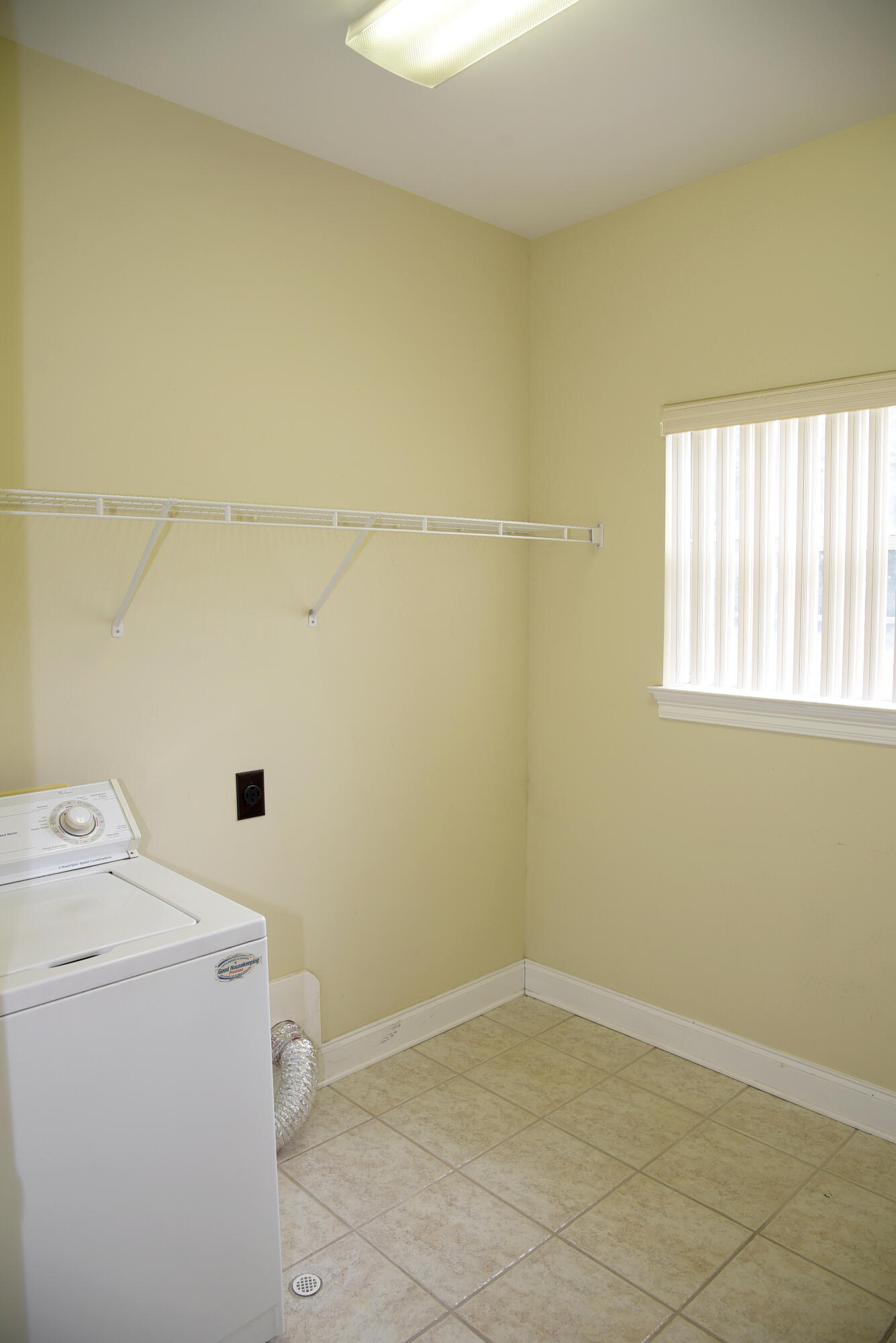 DANA POINTE - Residential