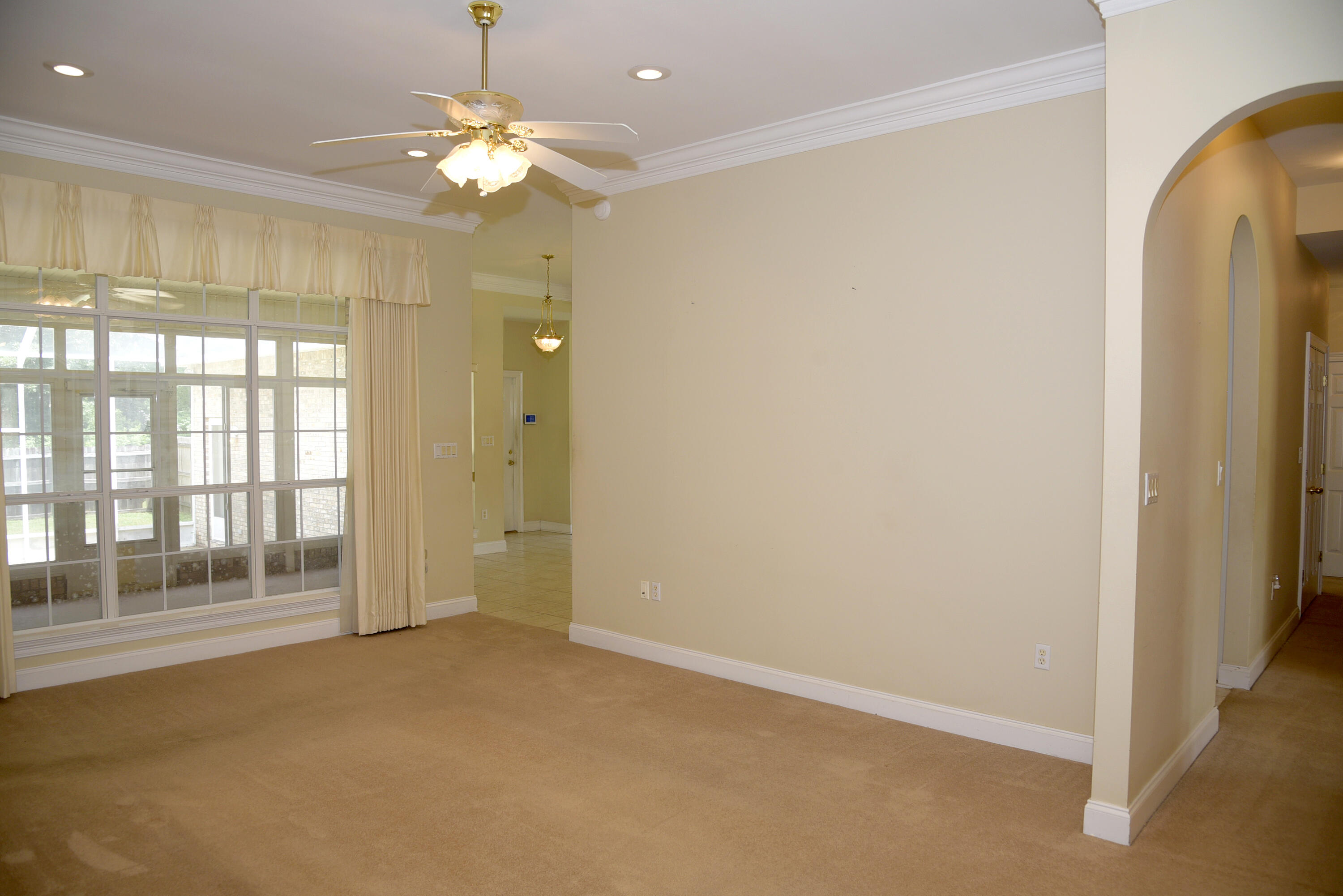 DANA POINTE - Residential