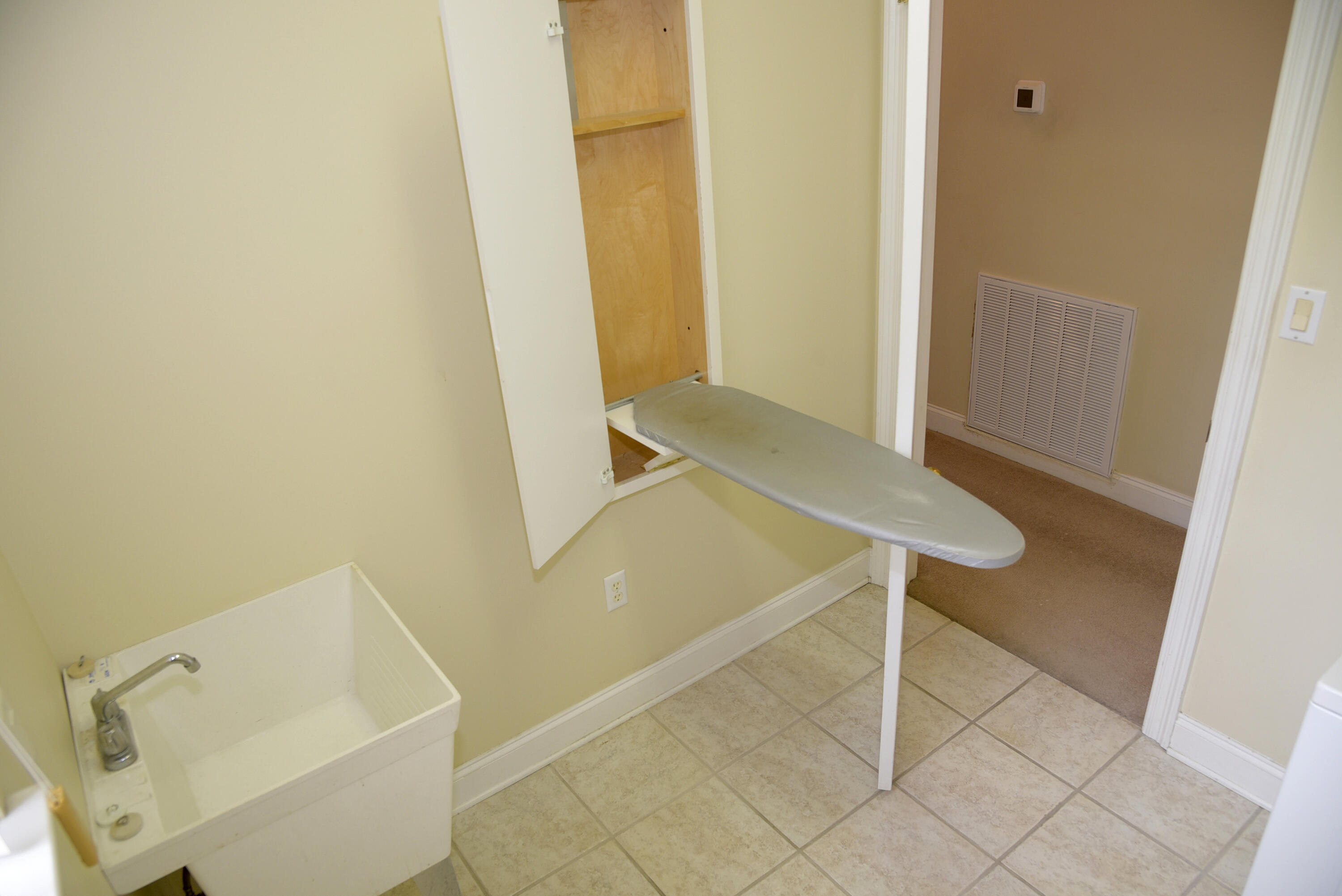 DANA POINTE - Residential