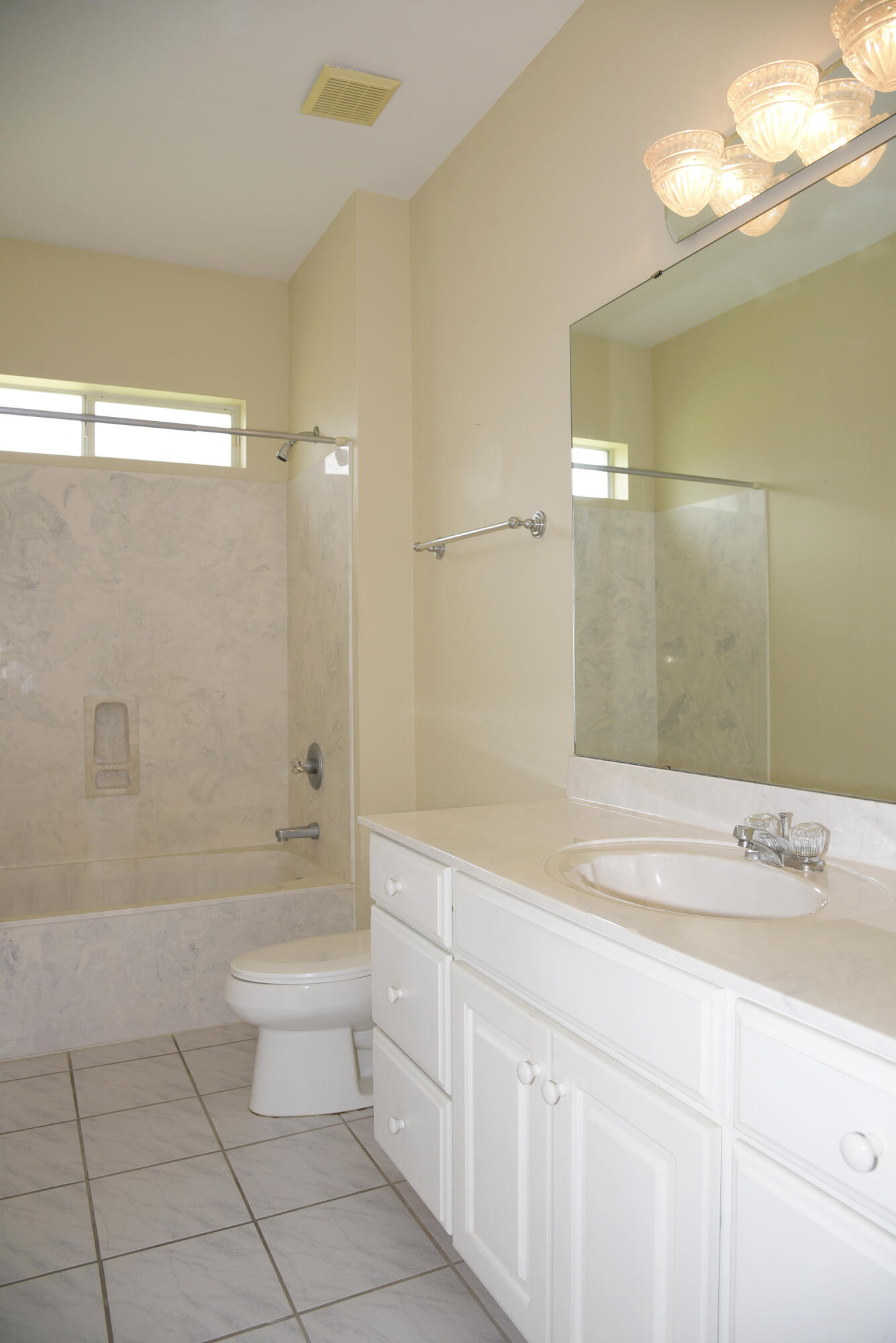 DANA POINTE - Residential