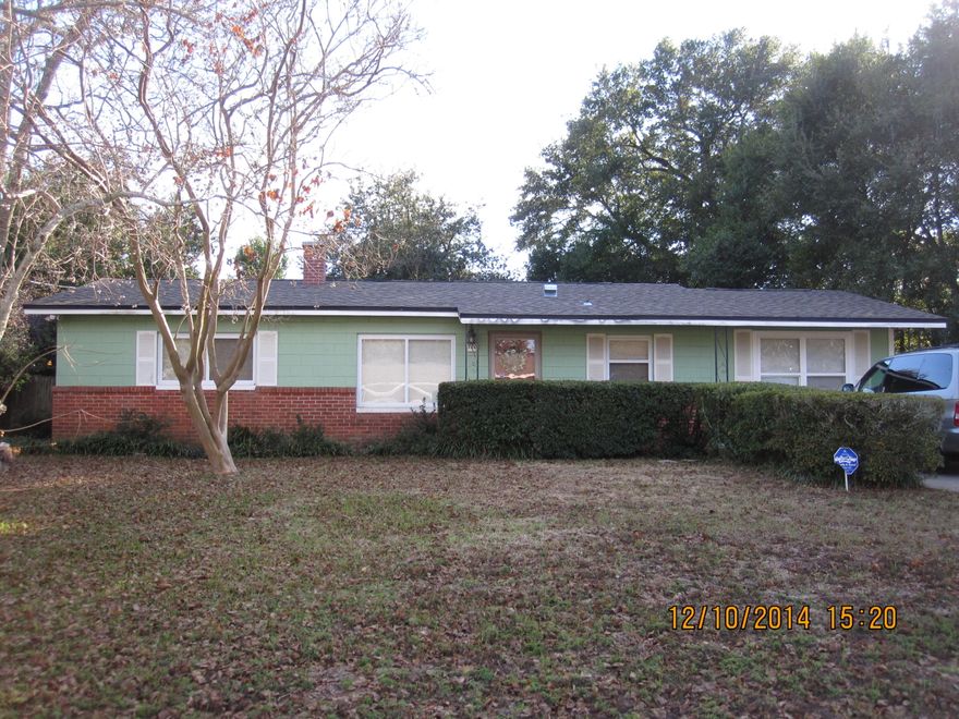 **Quaint Southern Charm**Sail into your first home or retirement with ease**Pride of ownership shows in this 3 bedroom/1 bath home**Mature landscape with Palms & Nice Grass**Privacy Fenced Yard with a Nice Wood Shed**Florida Room has glass sliders leading to backyard****Tile throughout**Eat-in Kitchen**Indoor Laundry Room**New Roof**Security System**Sentricon System for Pest Management**Schedule your private showing today**