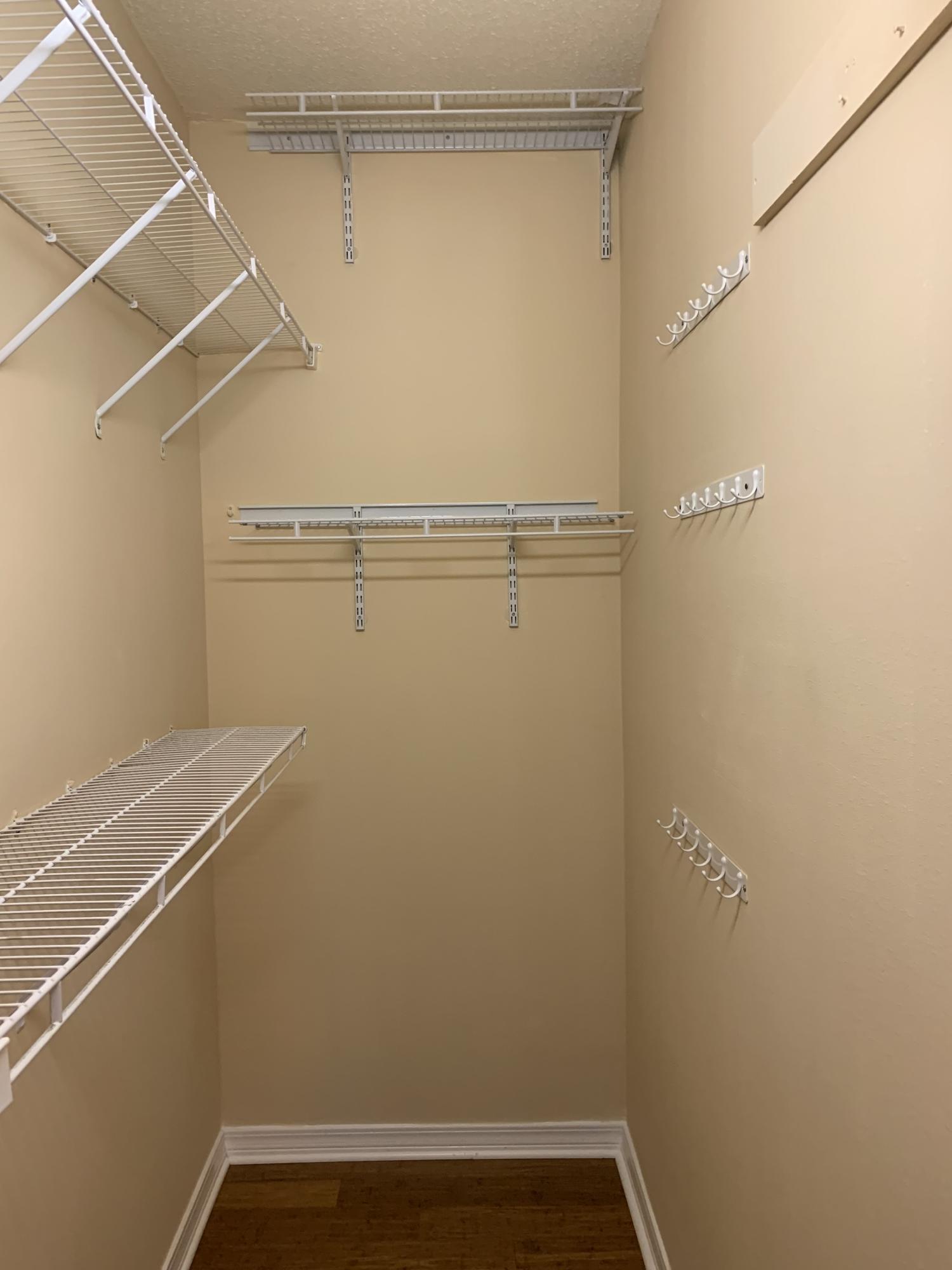 THE OAKS AT NICEVILLE - Residential Lease