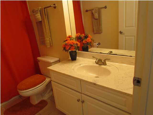 FLORIDA CLUB - Residential Lease