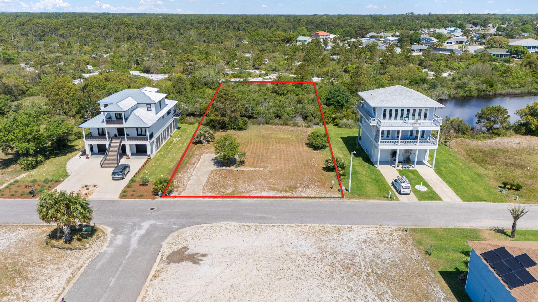 GRANDE LAGOON SOUTH - Land