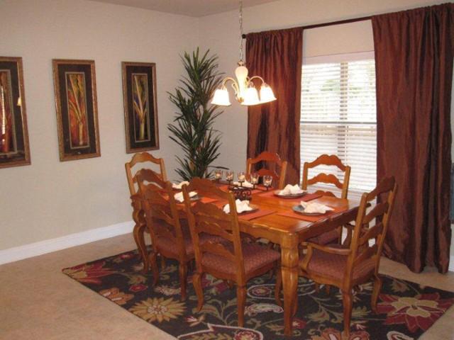 AUTUMN WOODS - Residential