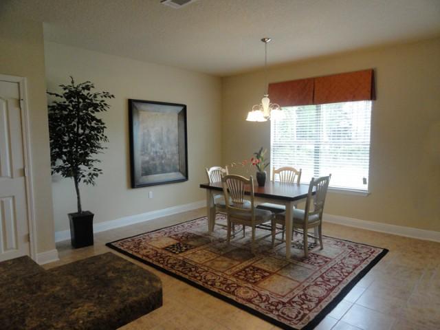 AUTUMN WOODS - Residential