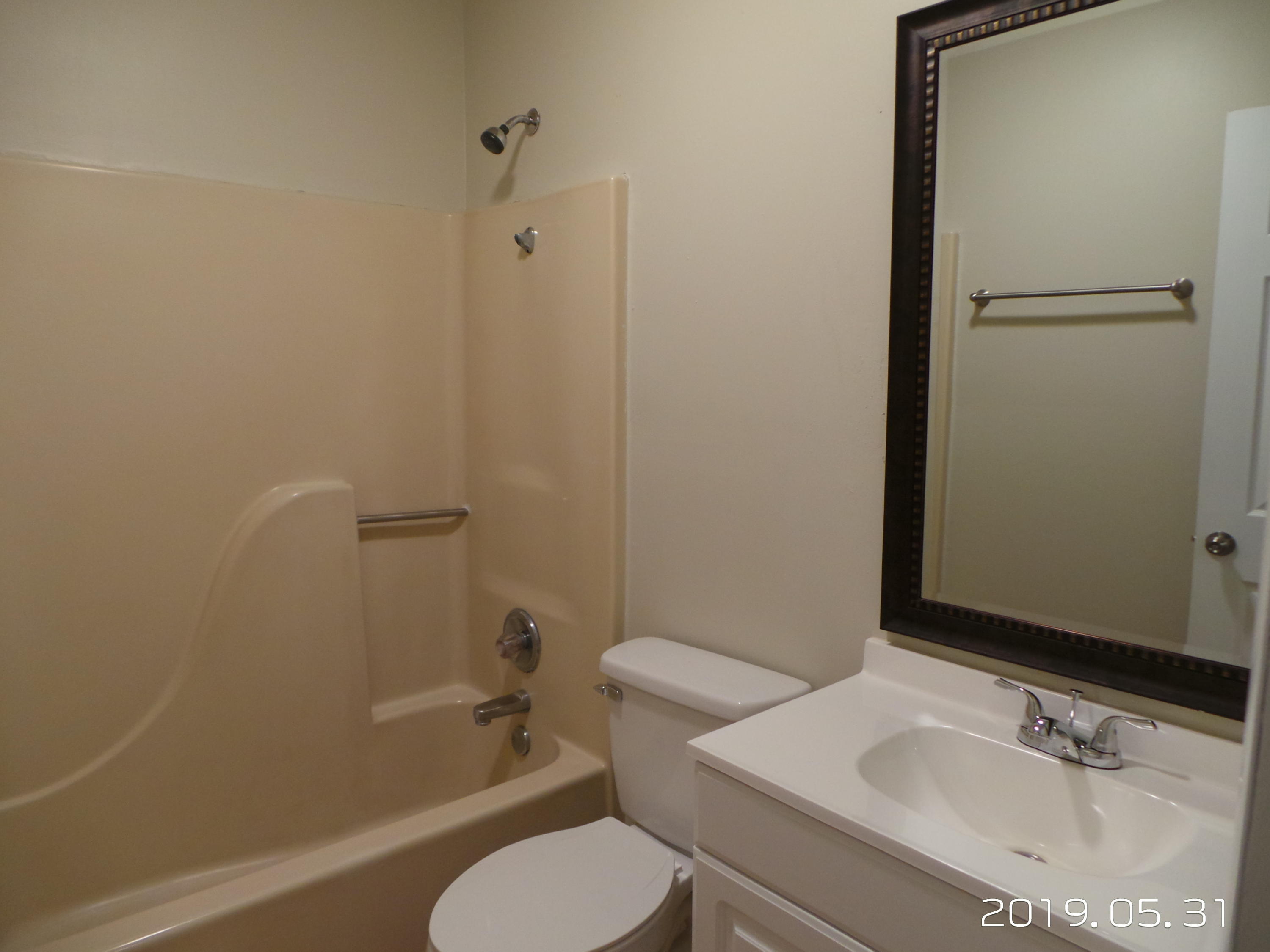 Oak Hill Apartments - Residential Lease