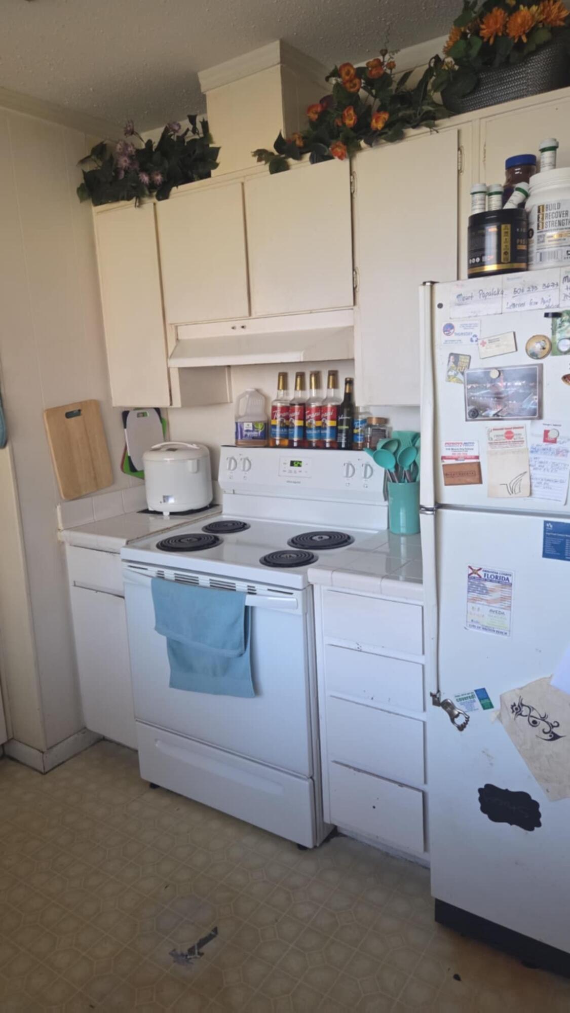 SANTA ROSA PARK S/D LOT 16 BLK B - Residential