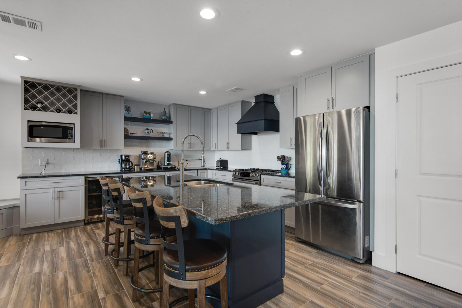 BENTON S/D - Residential