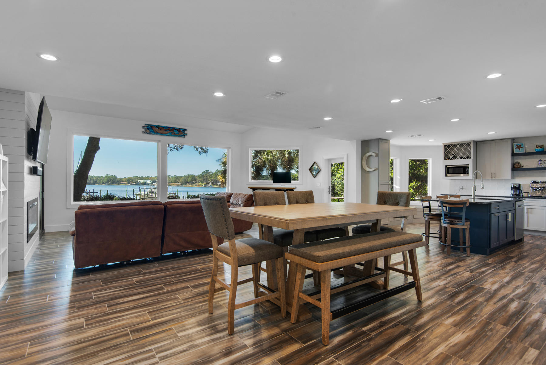 BENTON S/D - Residential