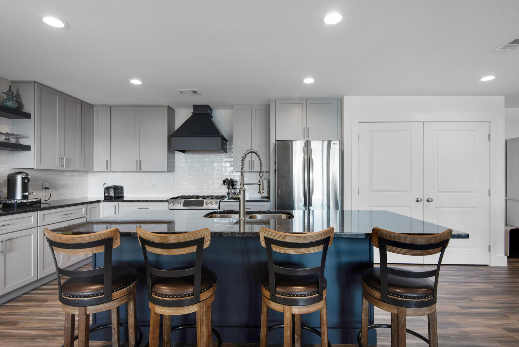 BENTON S/D - Residential