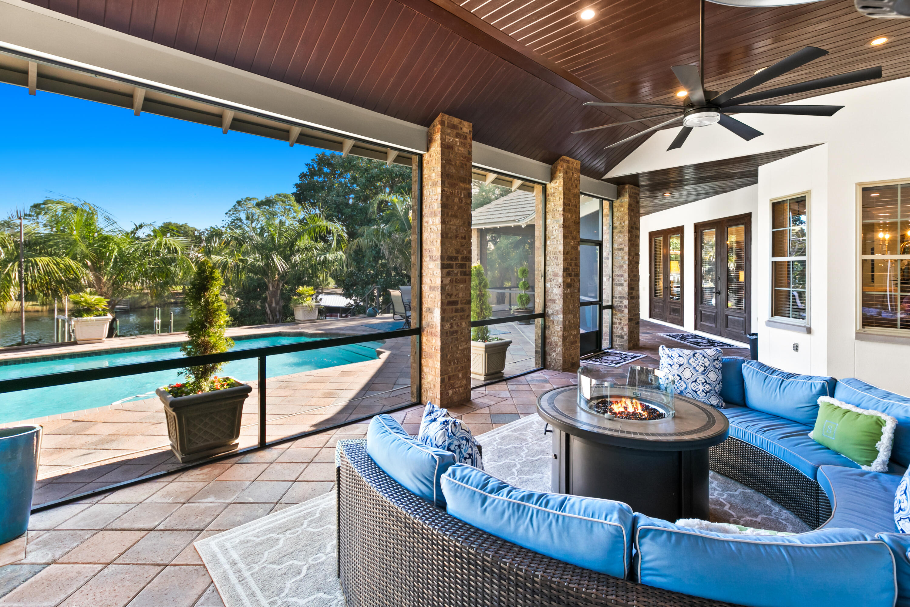 JOES BAYOU 1ST ADDN - Residential